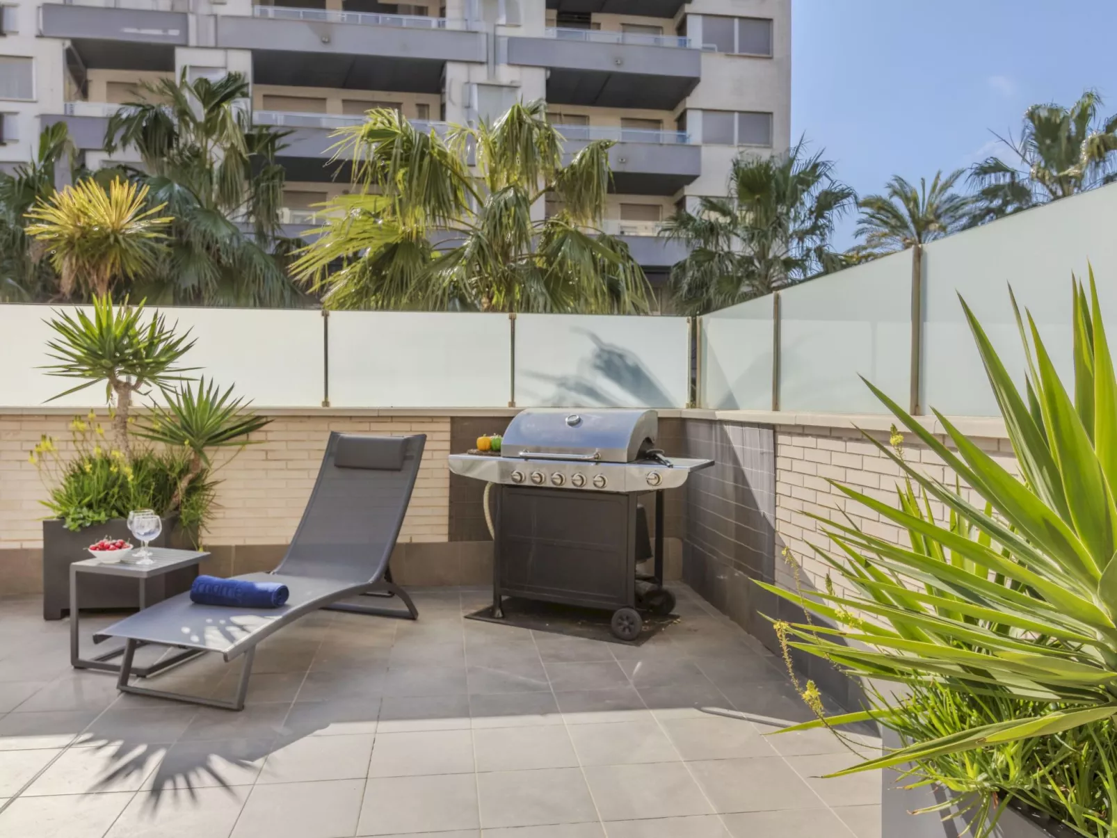 Nova Torredembarra - Outside