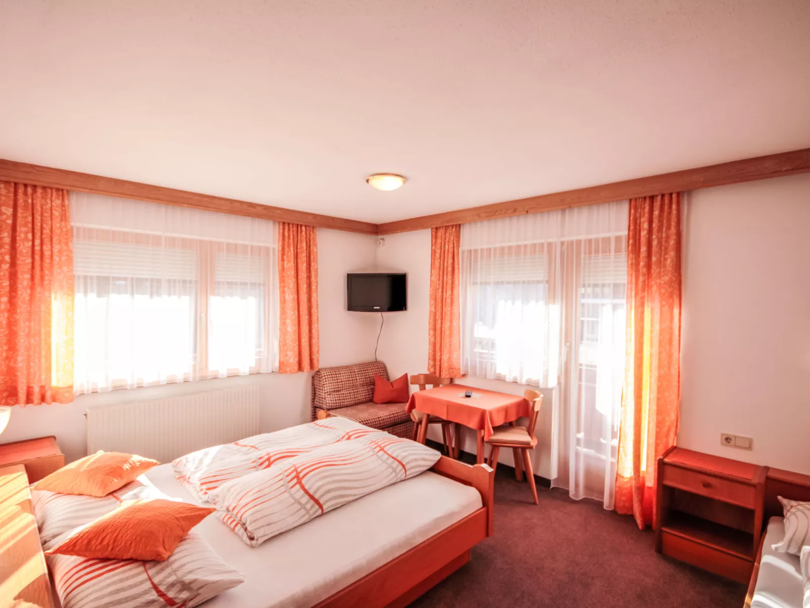 Garni Regina - Inside