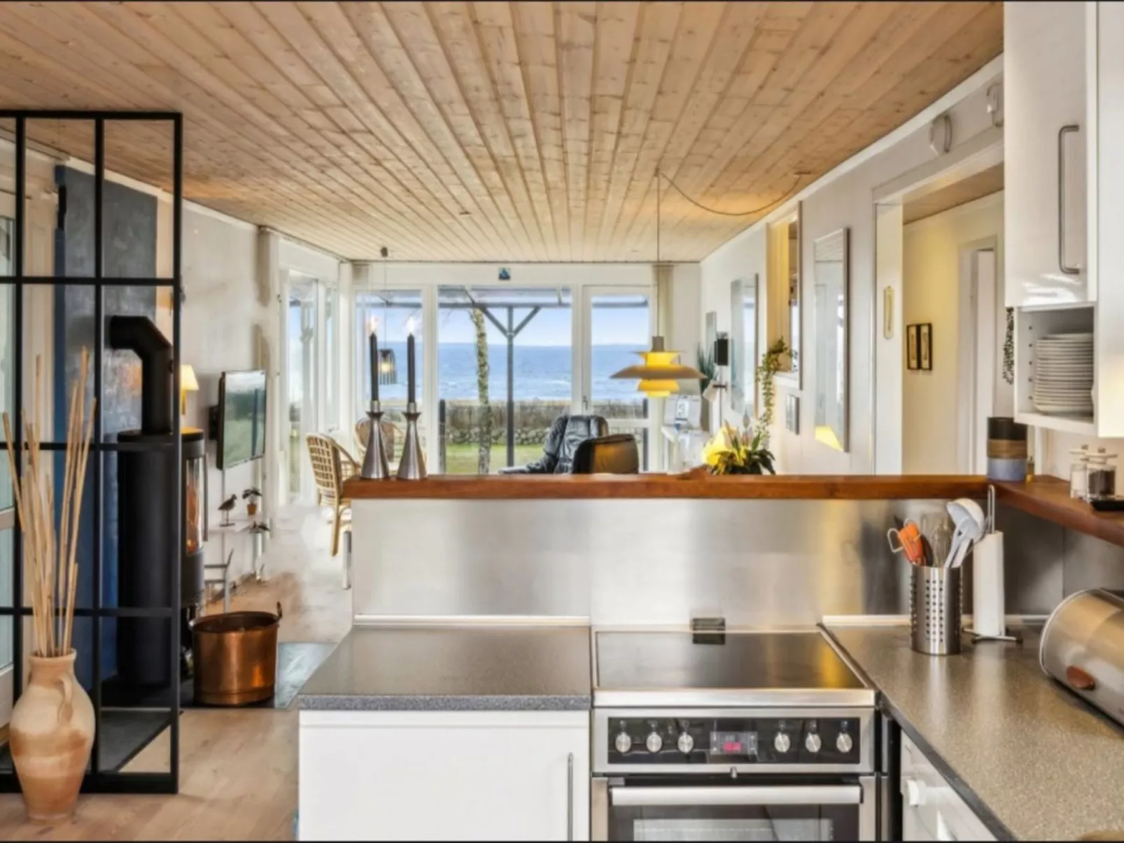 "Soini" - 50m from the sea - Dedans