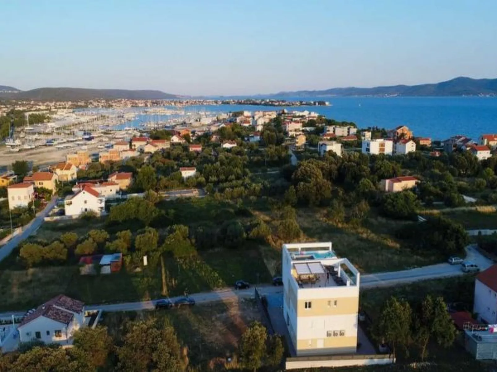 Villa La Perla Apt 4, 4+2 with heated rooftop pool - Image-tags.info