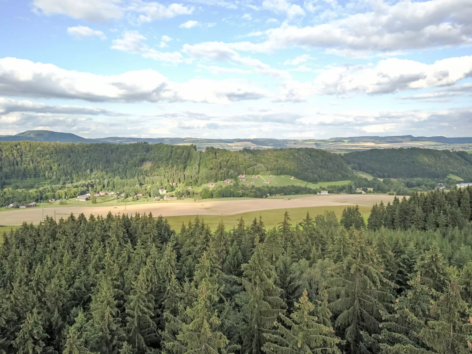 Green Valley Park Stárkov 15 - Draußen