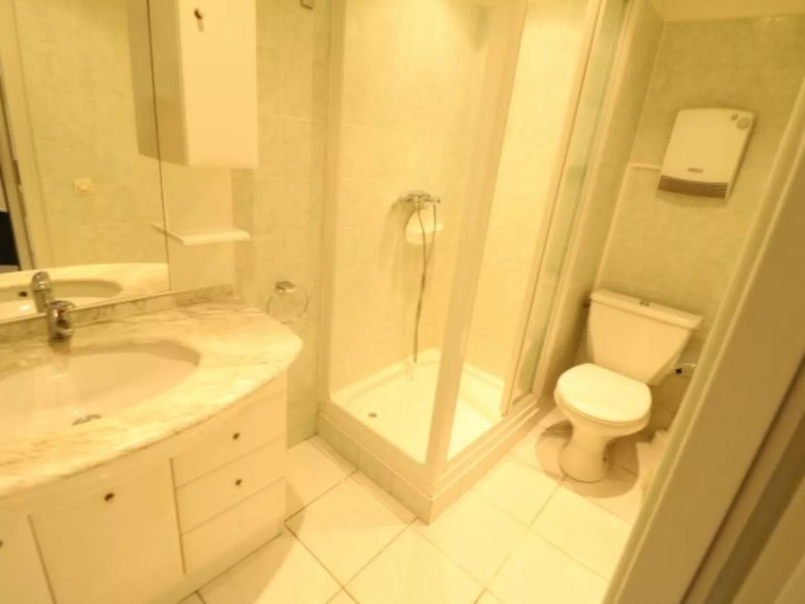 2 bedroom Croisette Monod 348 - Image-tags.info