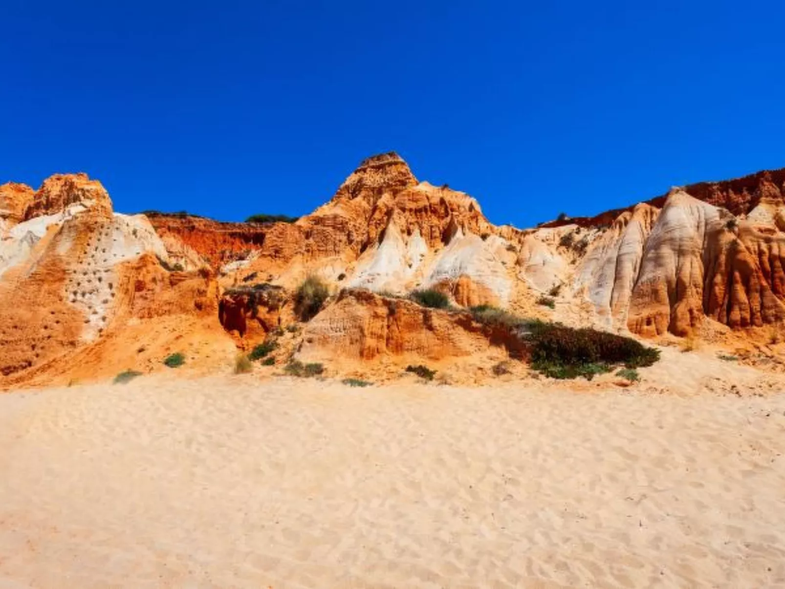Alfamar Apartment at Praia da Falesia - Outside