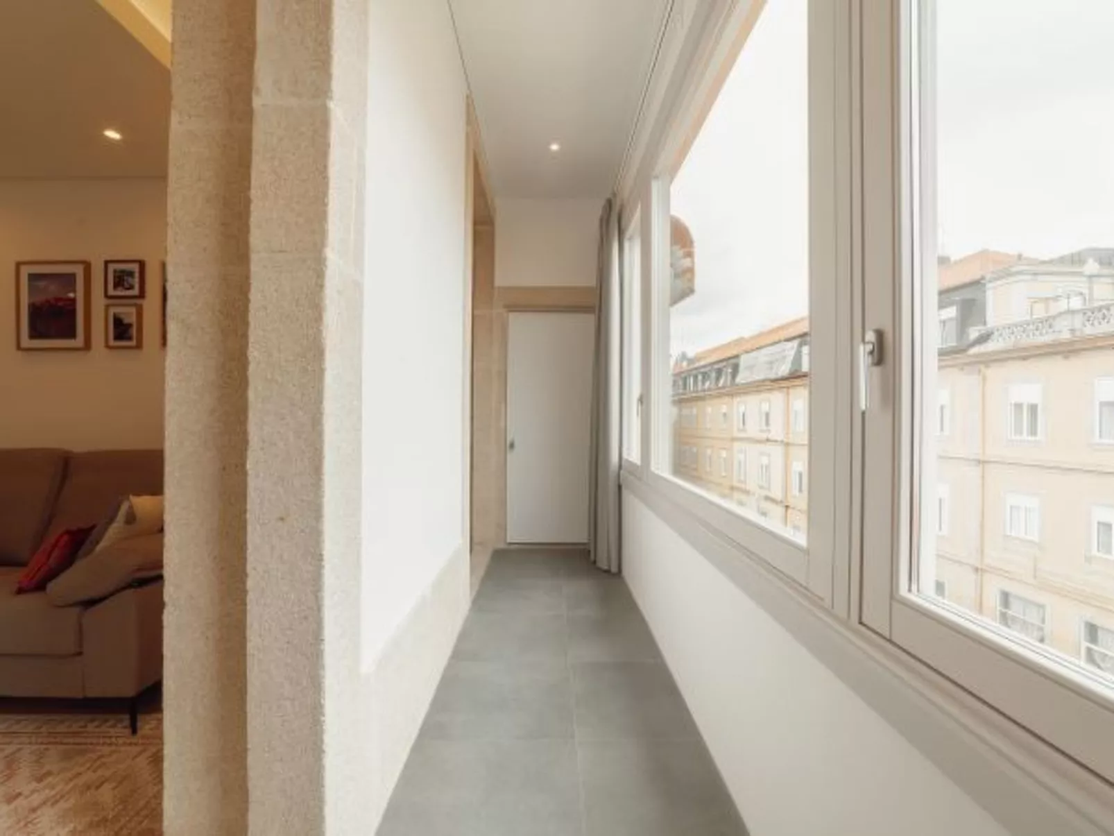 HEART OF PORTO APARTMENT F DUPLEX by VACATIONY - Inside