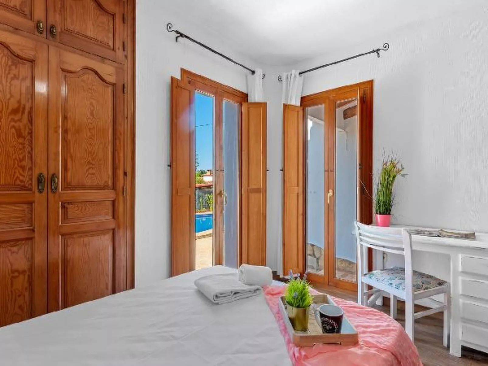 Villa Rebeca - PlusHolidays - Image-tags.info