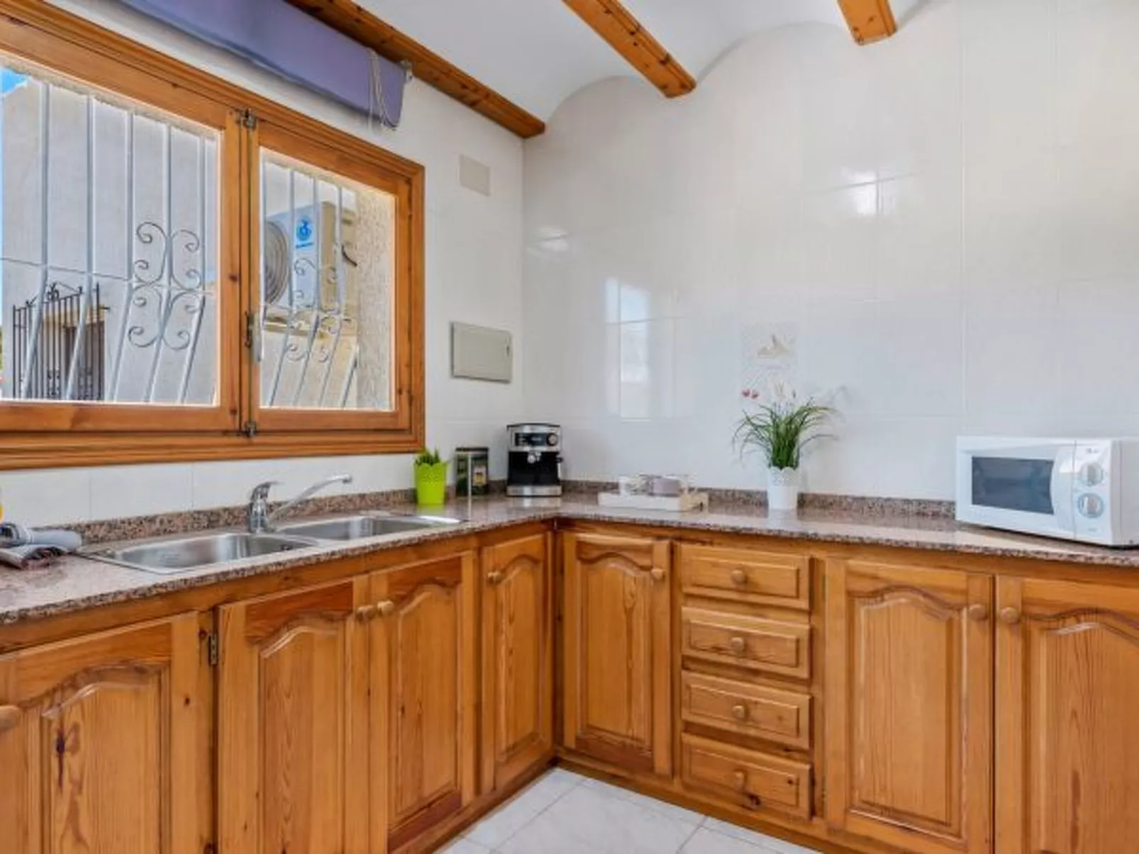 Villa Agudin - PlusHolidays - Image-tags.info