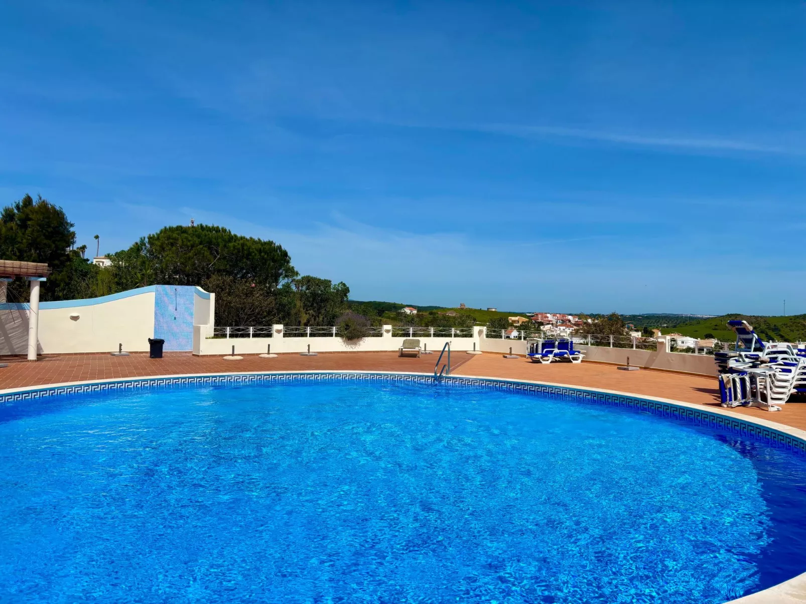 Mit beheiztem Pool - Image-tags.info