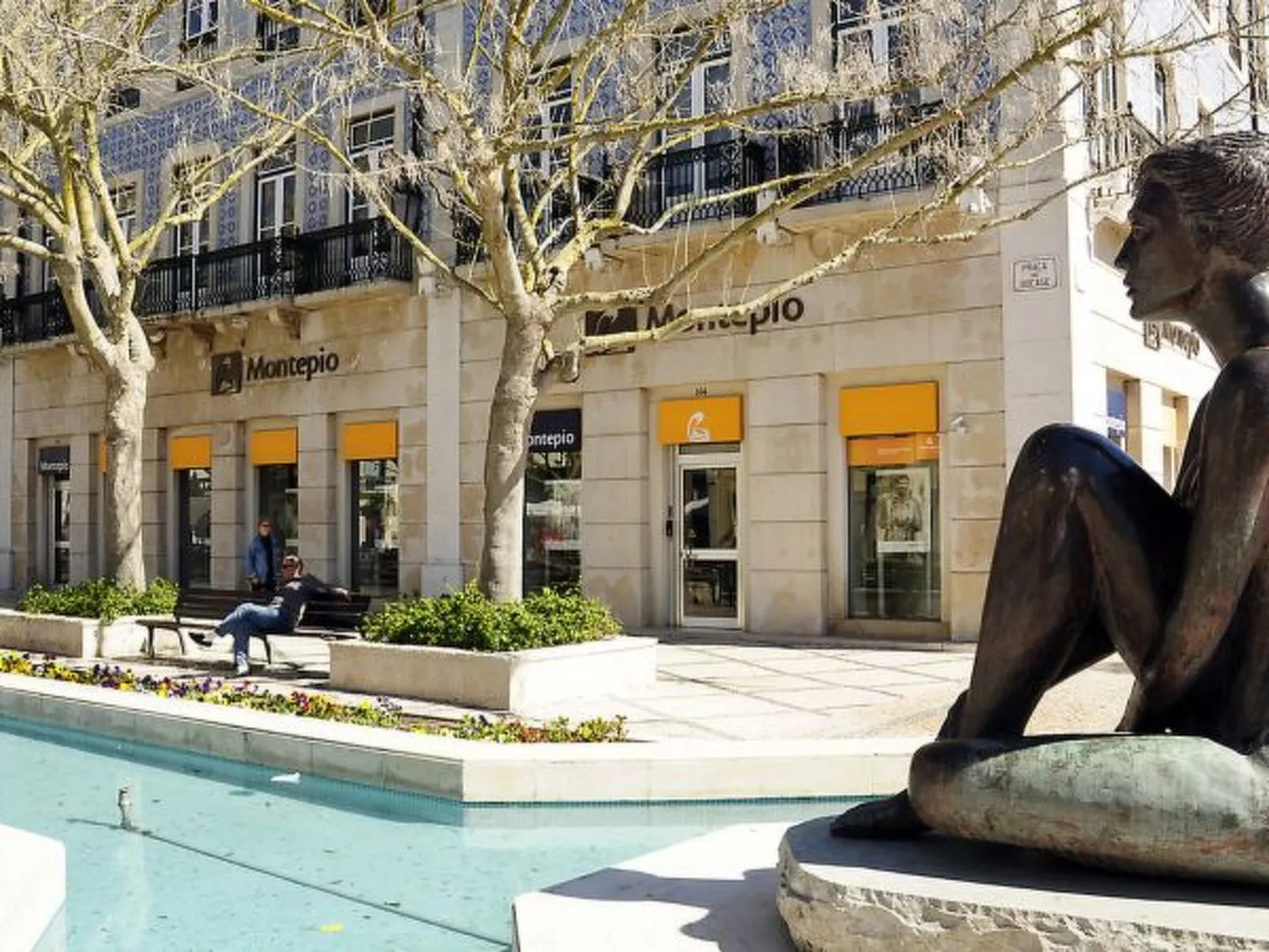 Sado Blue City&River Flats - Gal&aacute-pos - Outside