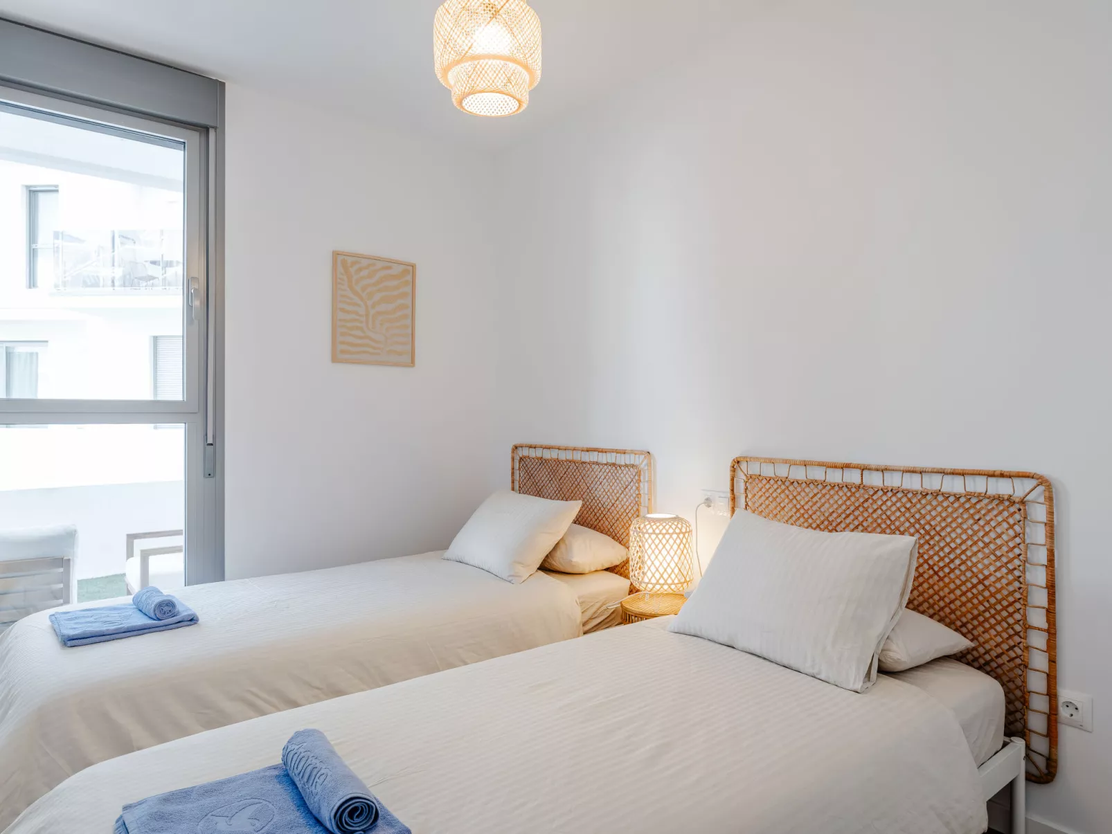 Marina Real III - Inside