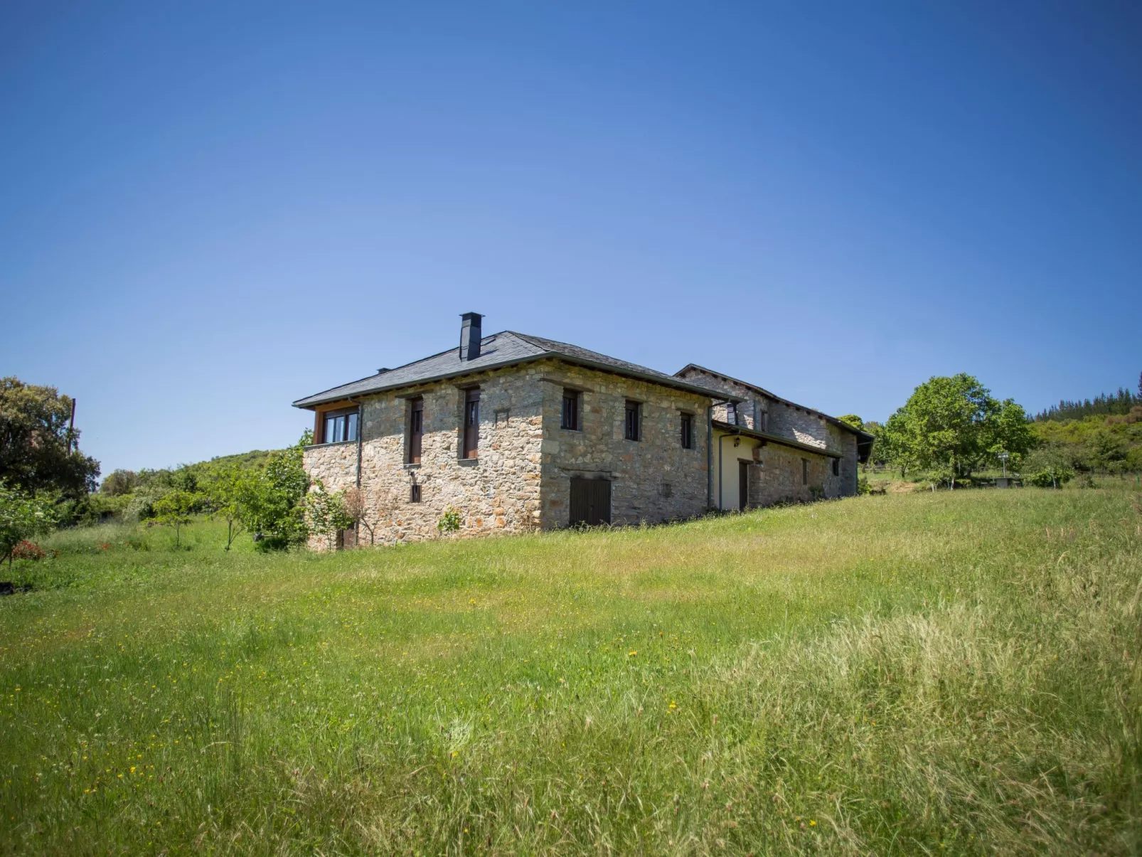 Ländliches Haus Ruralmedulas, 10 Personen - Outside