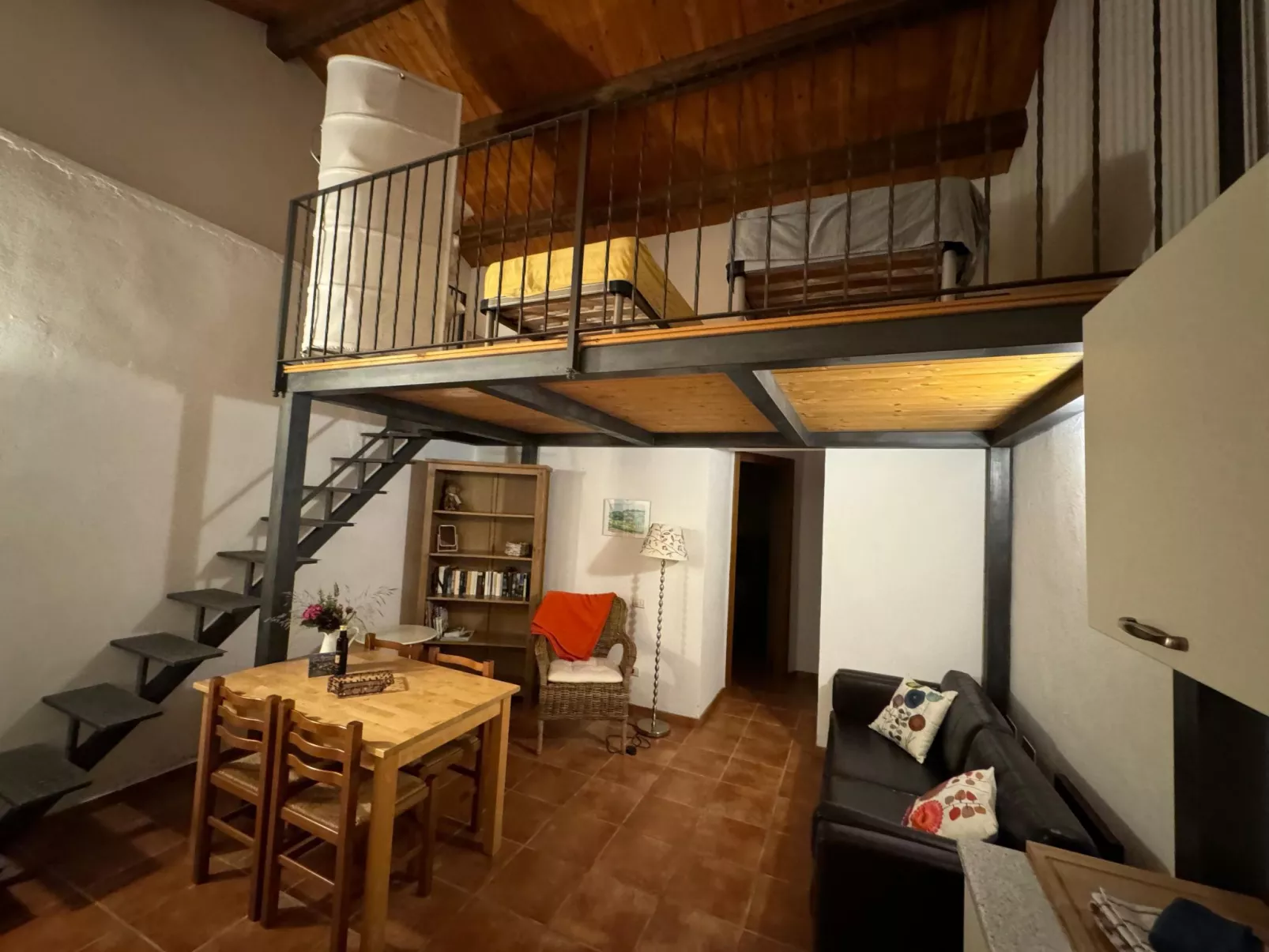 Tolles Reihenhaus im Olivenhain - Drinnen