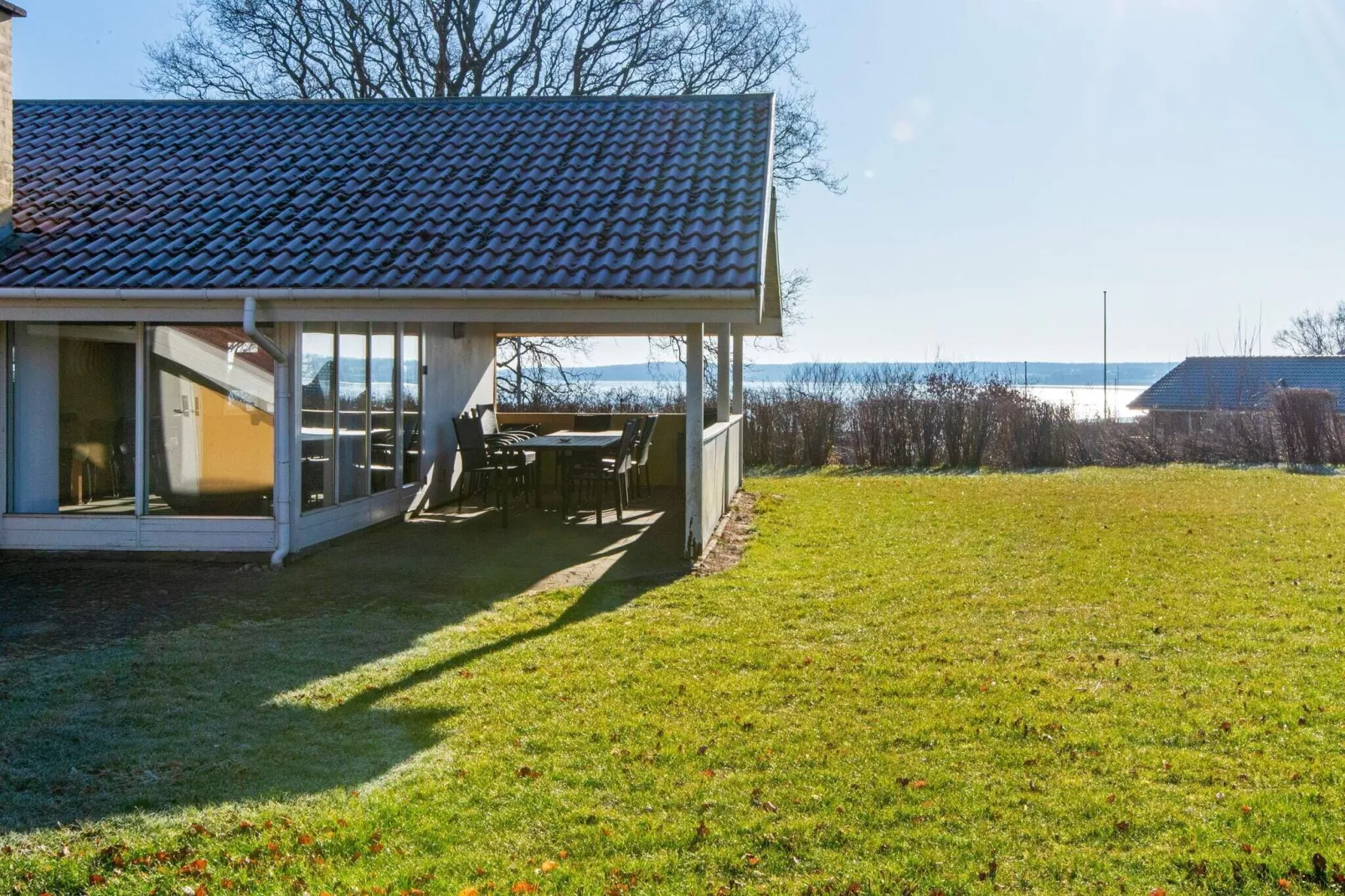 Refuge moderne au bord de l'eau -- By Traum Ferienwohnungen-Vue sur l'eau