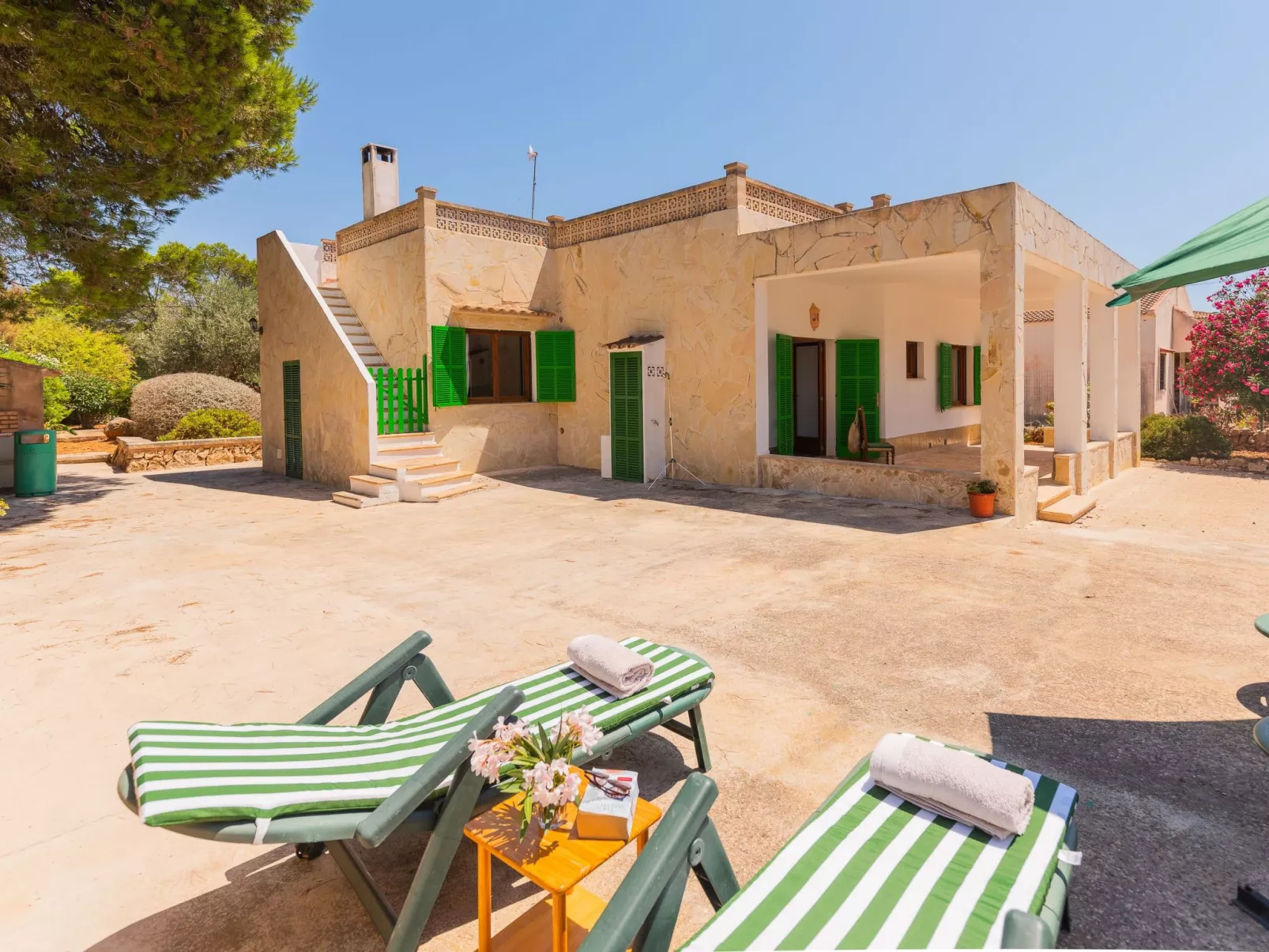 Villa S'Aguila, Es Cap Des Moro, Santanyí, 4 pax - Outside