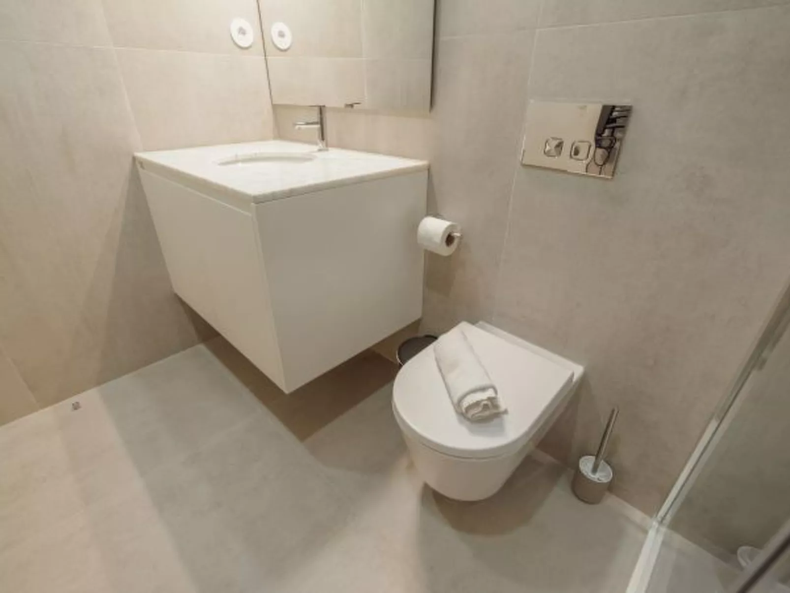 GAIA PREMIUM A WITH TERRACE by VACATIONY - Inside