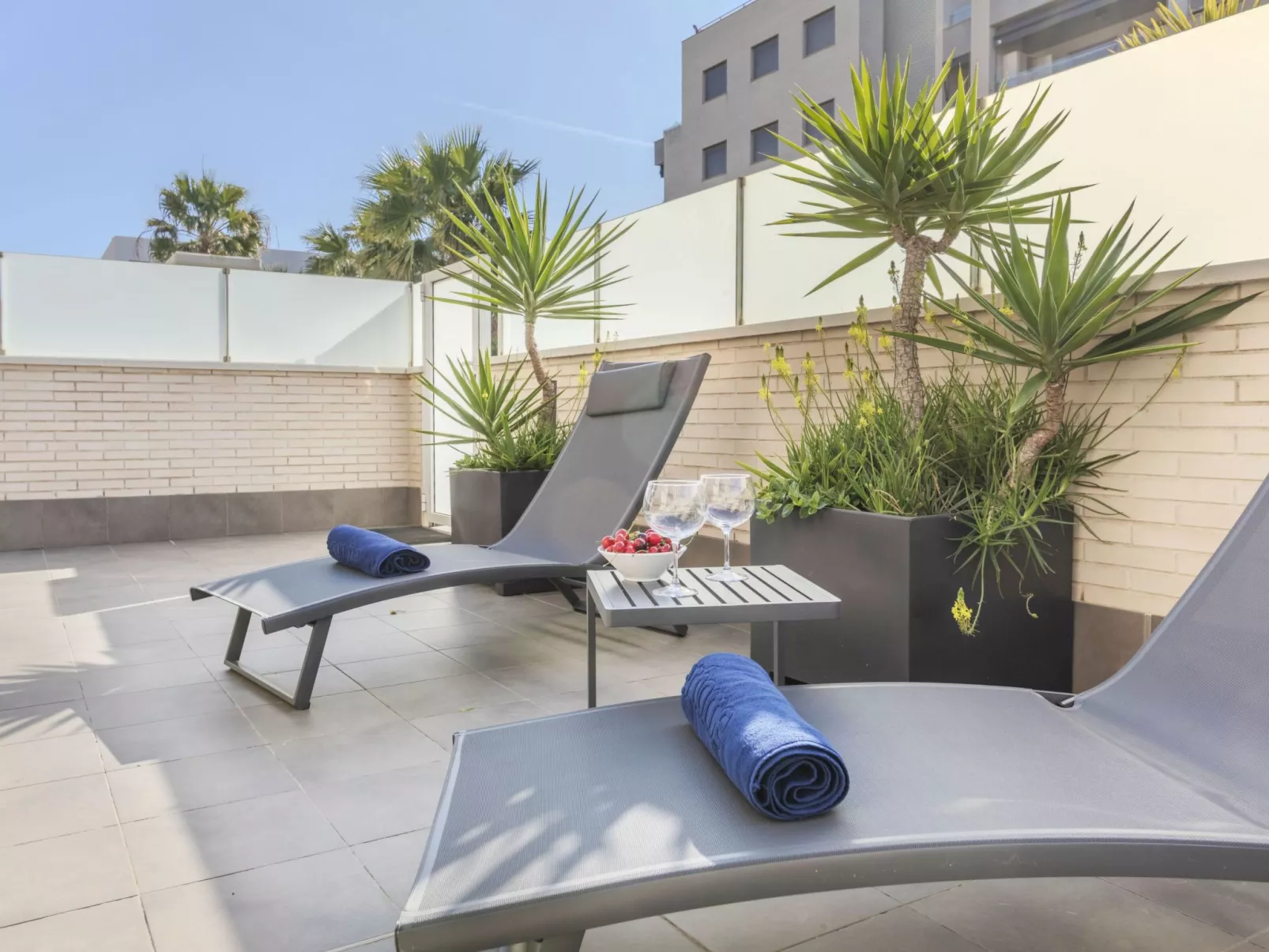 Nova Torredembarra - Outside