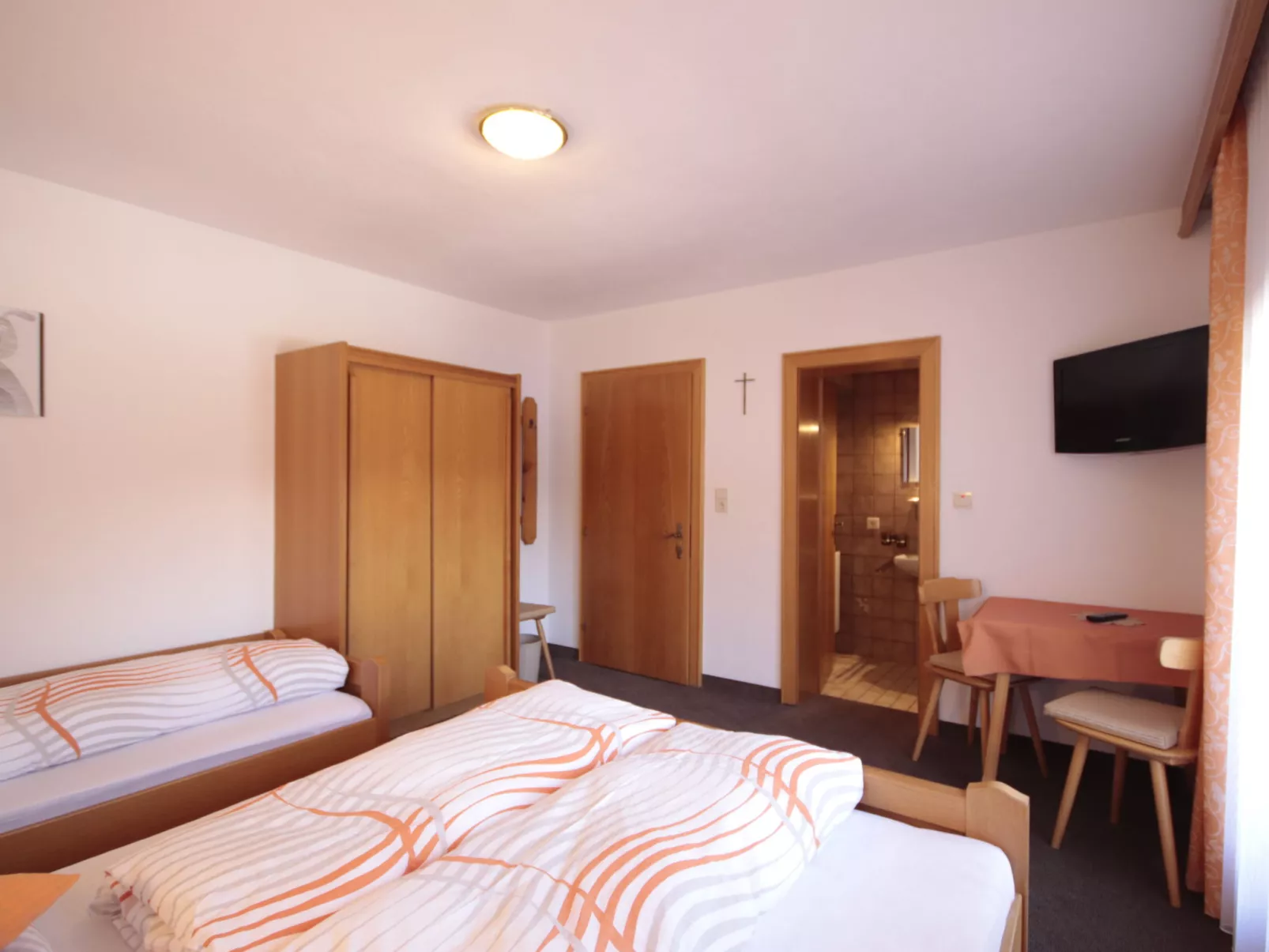 Garni Regina - Inside