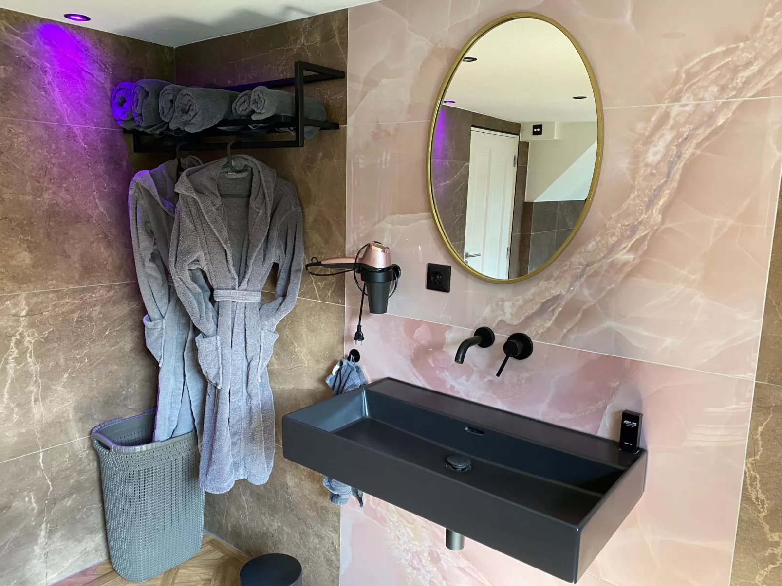 Wellness Suite - Drinnen