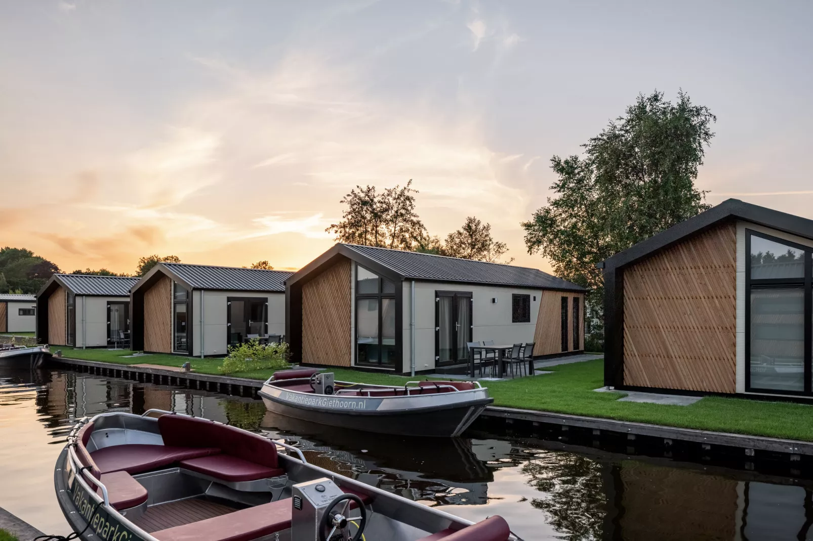Vakantiepark Giethoorn 10-Parkeinrichtungen
