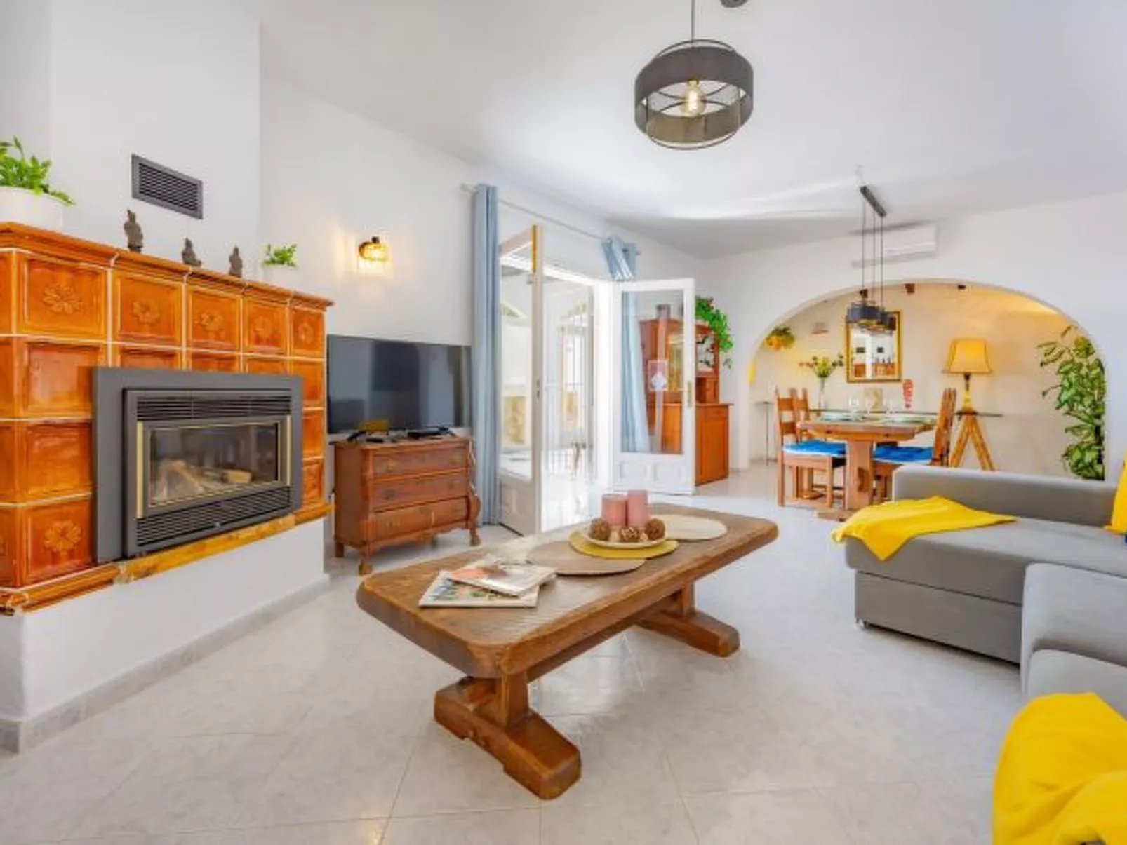 Villa Alicia - Plus - Image-tags.info