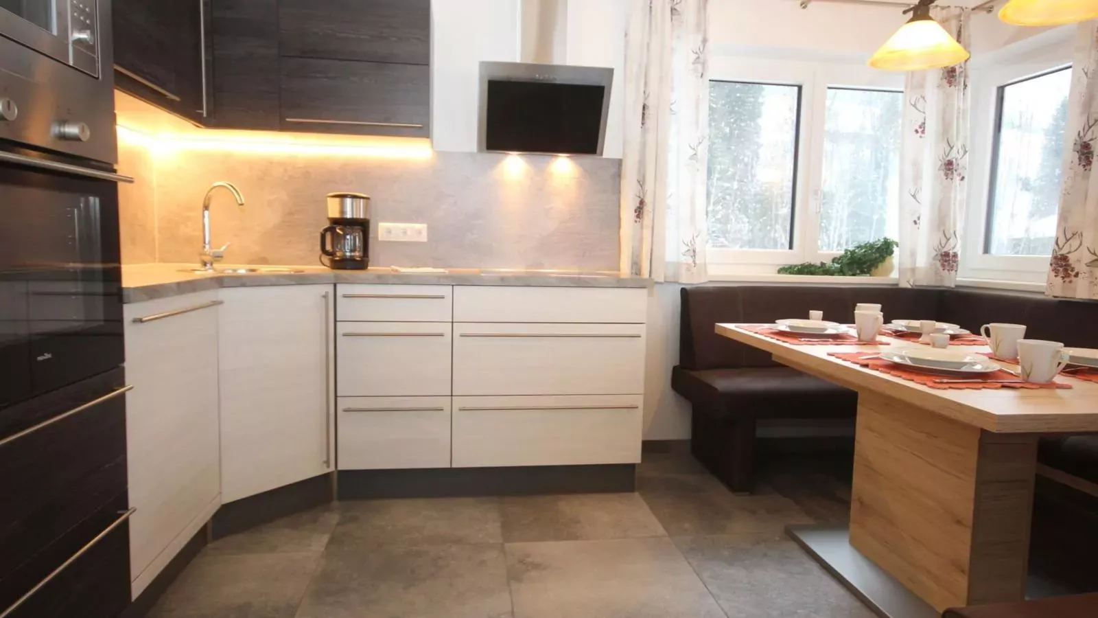 Blick auf den Rettenstein Top 2-Kitchen