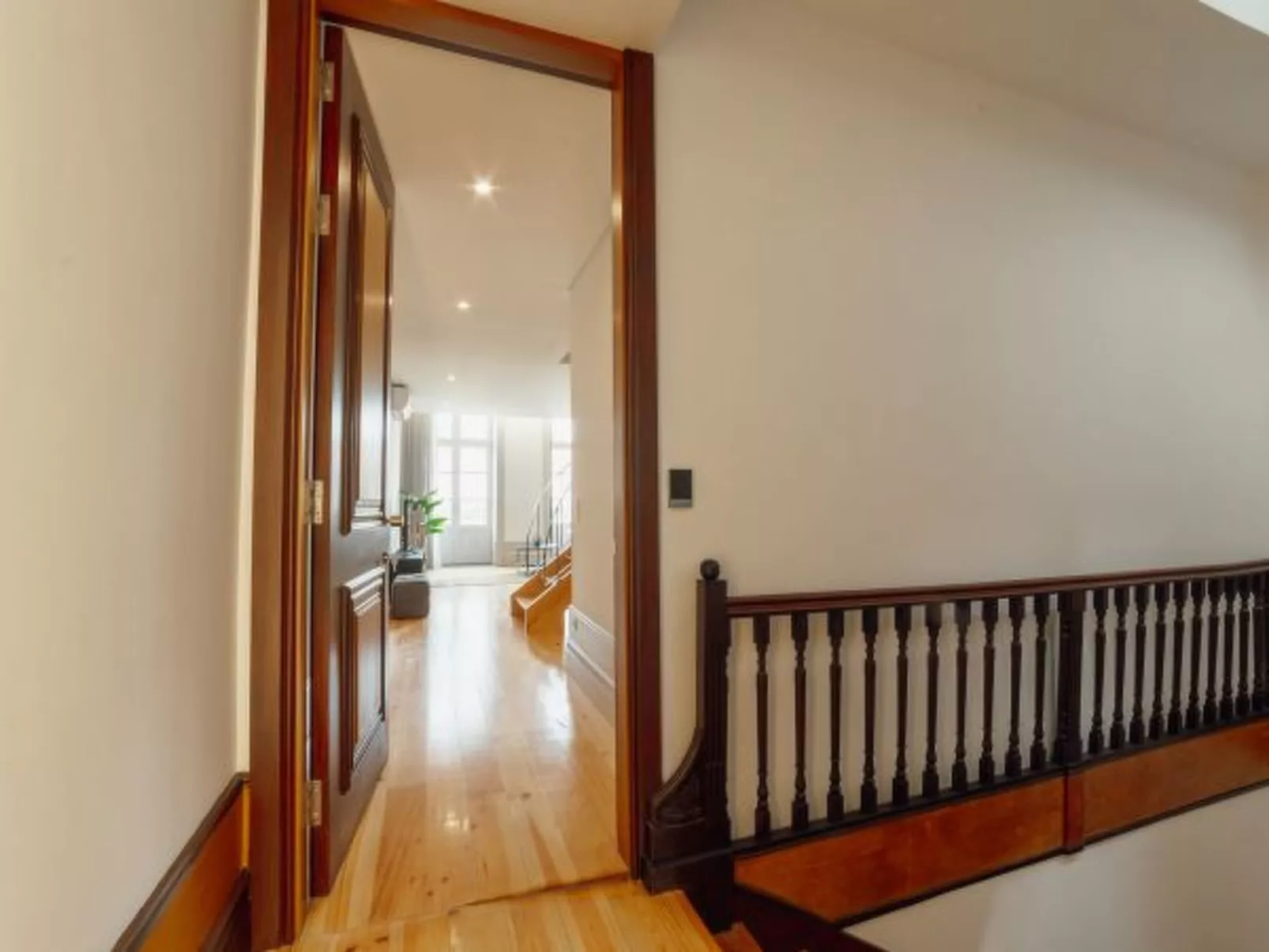 HEART OF PORTO APARTMENT E DUPLEX by VACATIONY - Dedans