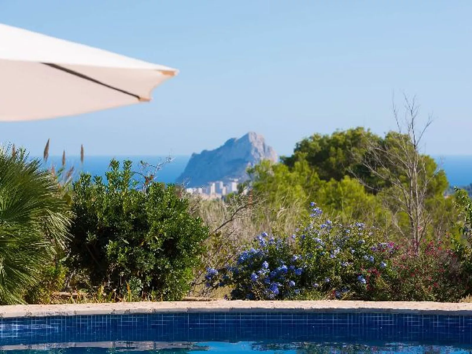 Villa Paraiso - PlusHolidays - Image-tags.info