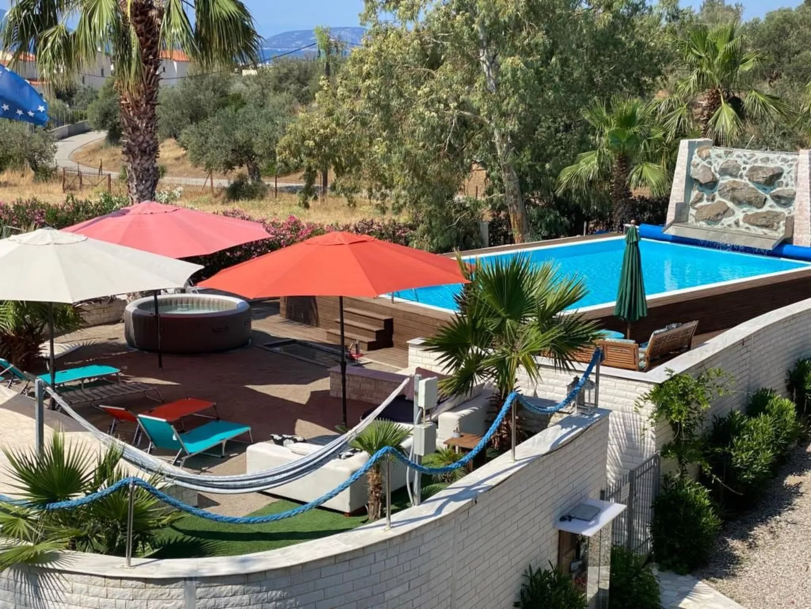 In Ermioni mit Grill, gemeinschaftlichem Pool und Terrasse - Drinnen