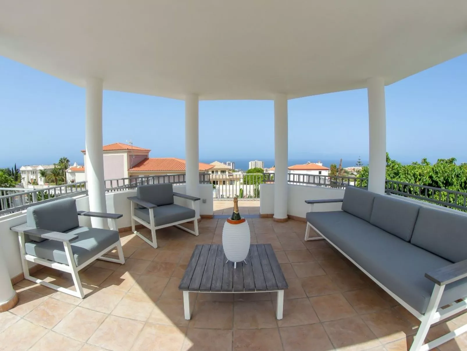 El Barco B&B Villa Boutique Tenerife - Inside