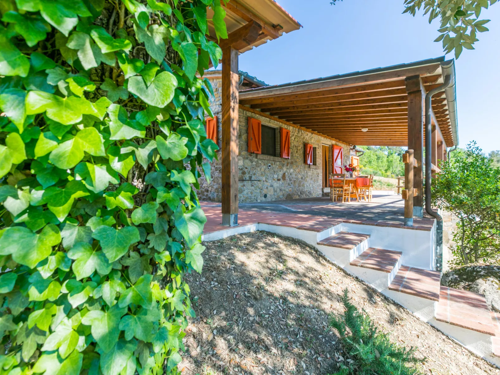 Nido di Falco - Draußen