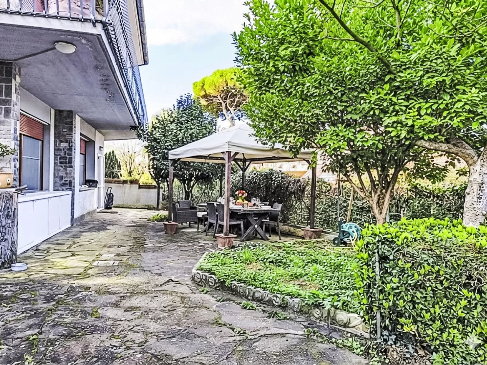 Atelier Vella - Dehors