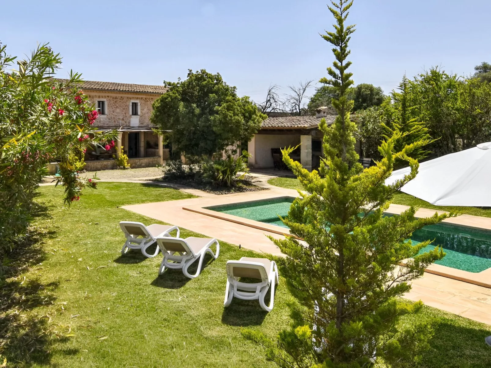 Restauriertes Landhaus in Búger - Outside