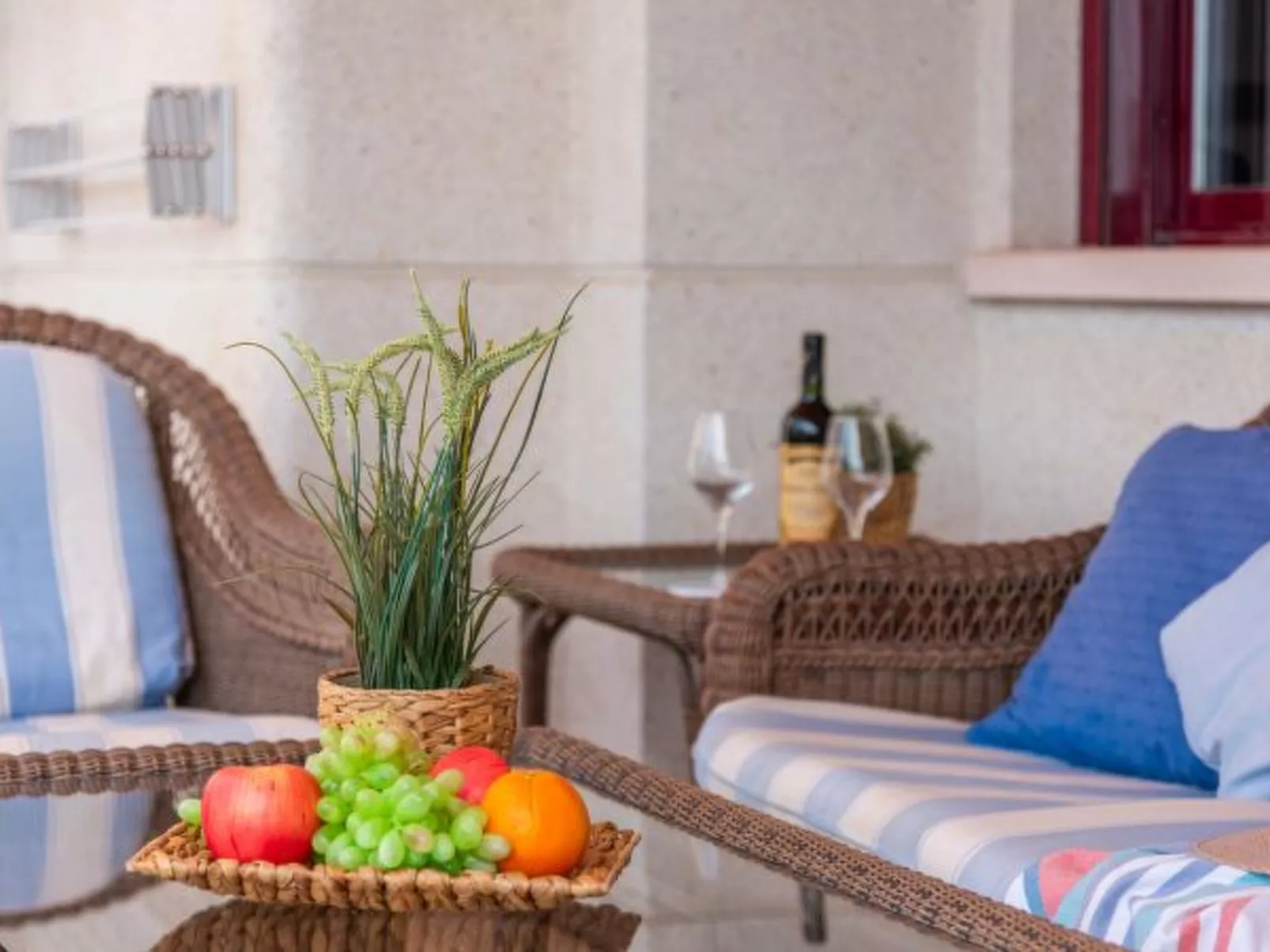 Apartment Zafiro - PlusHolidays - Image-tags.info