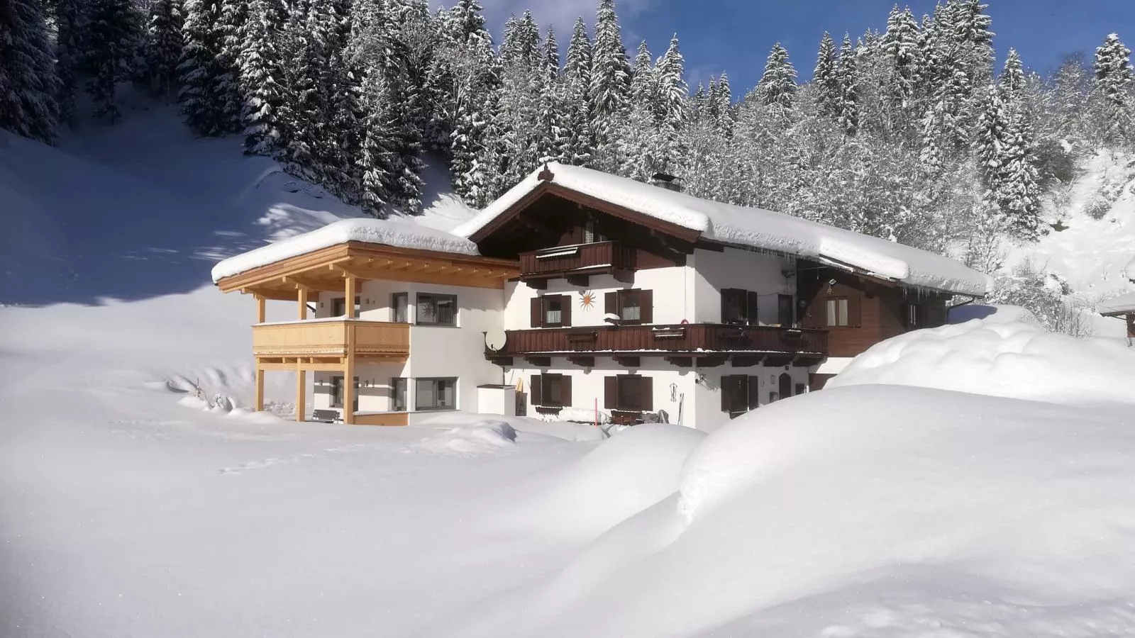 Blick auf den Rettenstein Top 1 und 2-Exterior winter