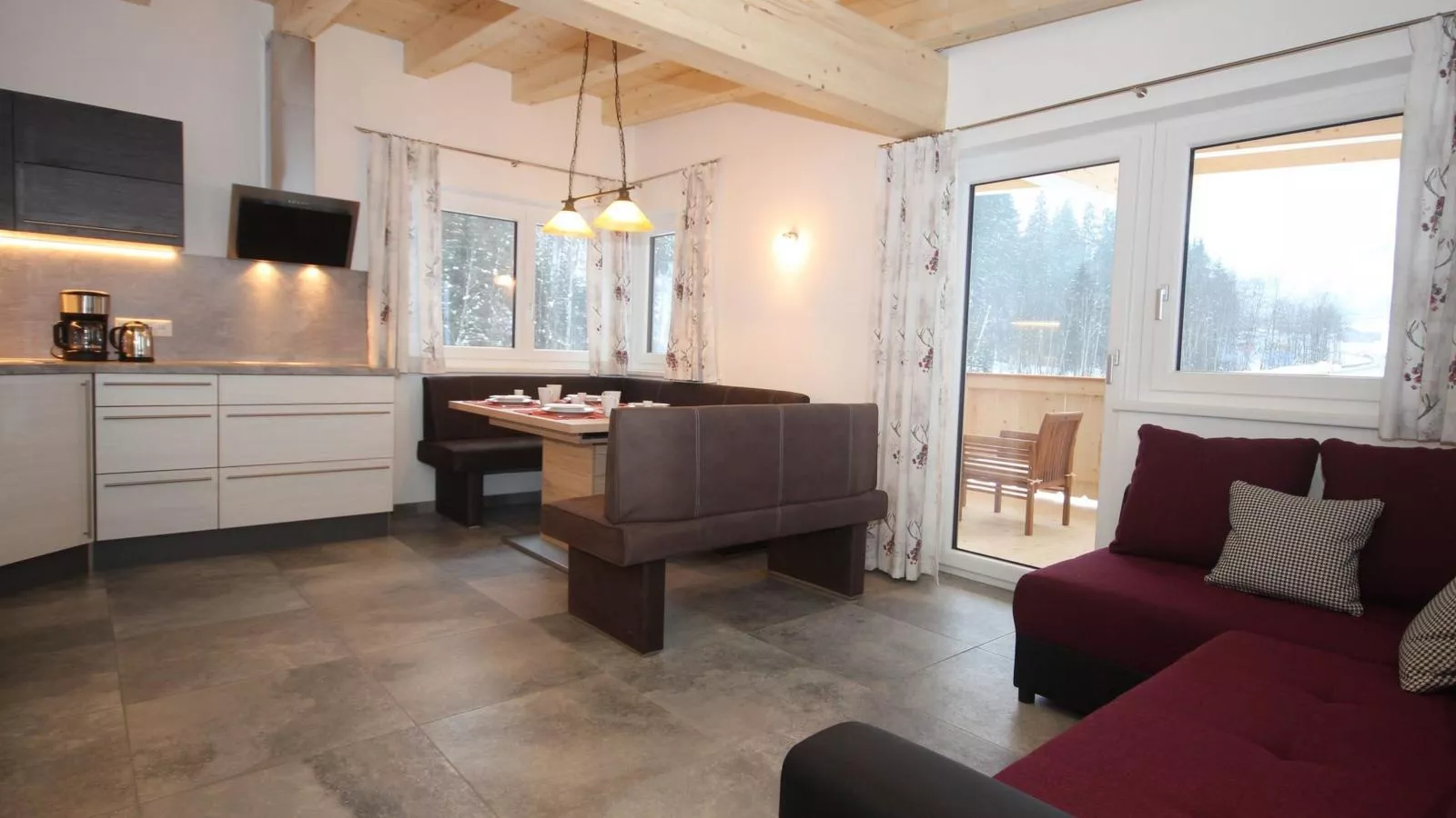 Blick auf den Rettenstein Top 1 und 2-Living room