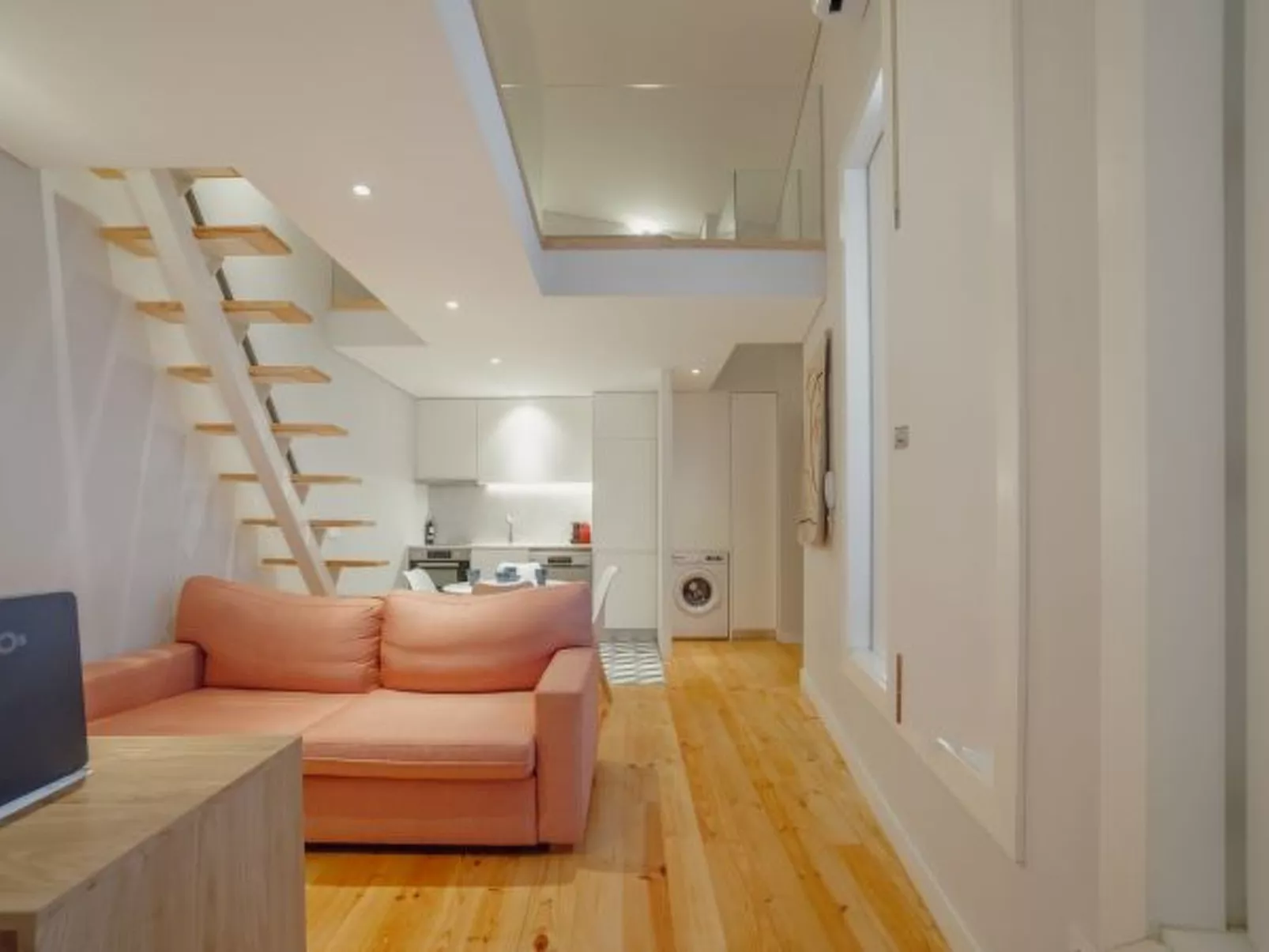 DOWNTOWN AMAZING DUPLEX by VACATIONY - Inside