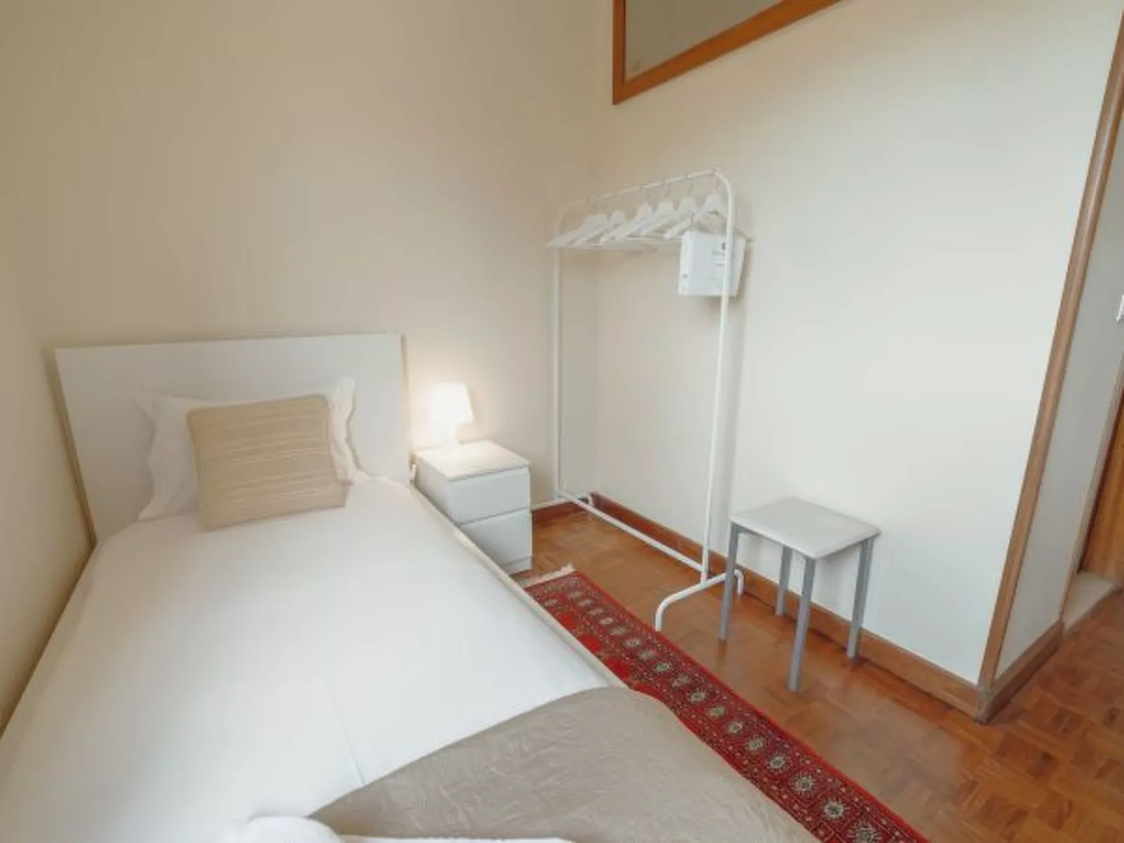 GRAND BOTANIC GARDEN APARTMENT by VACATIONY - Inside