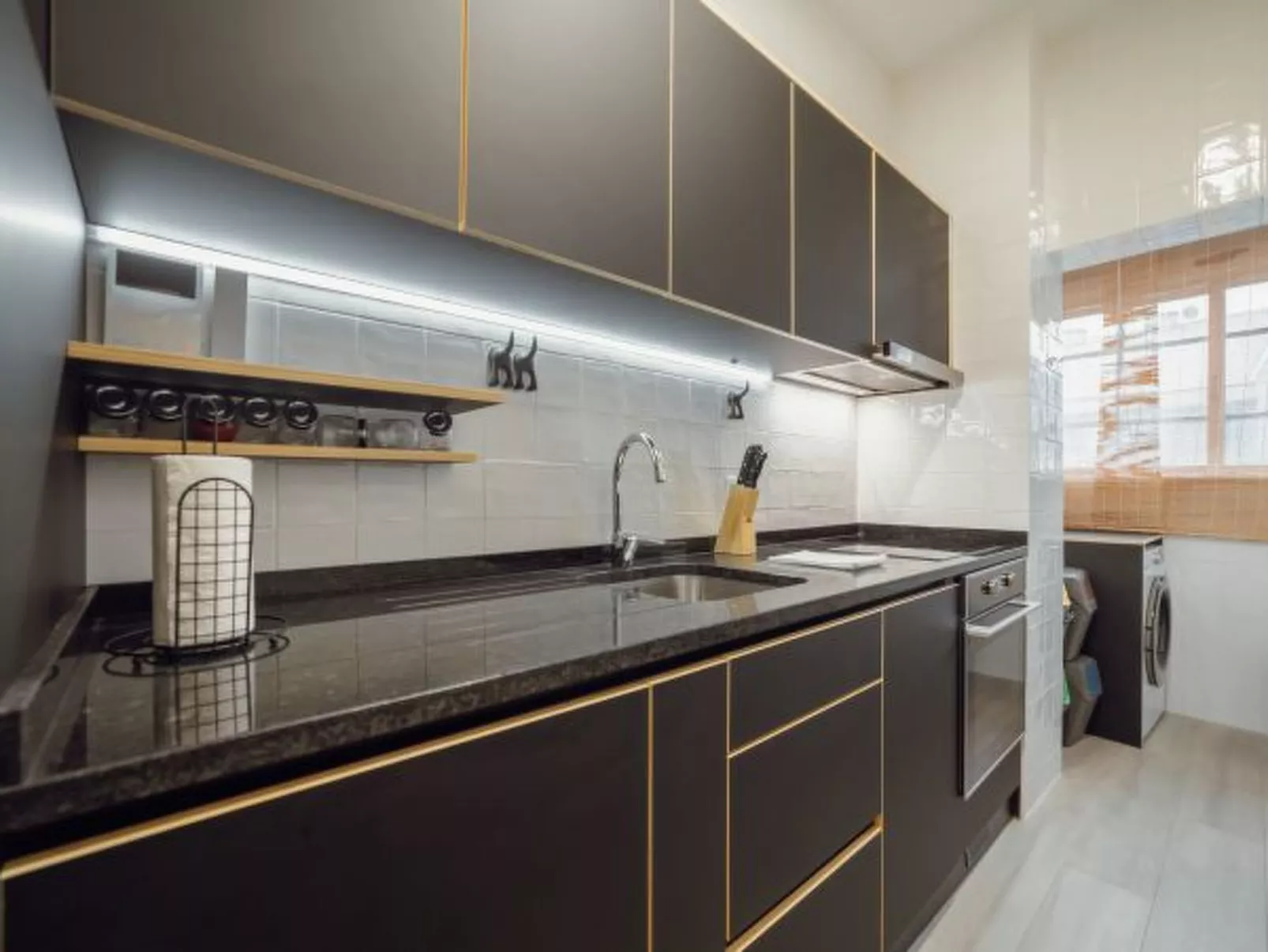 GOOD MORNING TORRINHA by VACATIONY - Inside