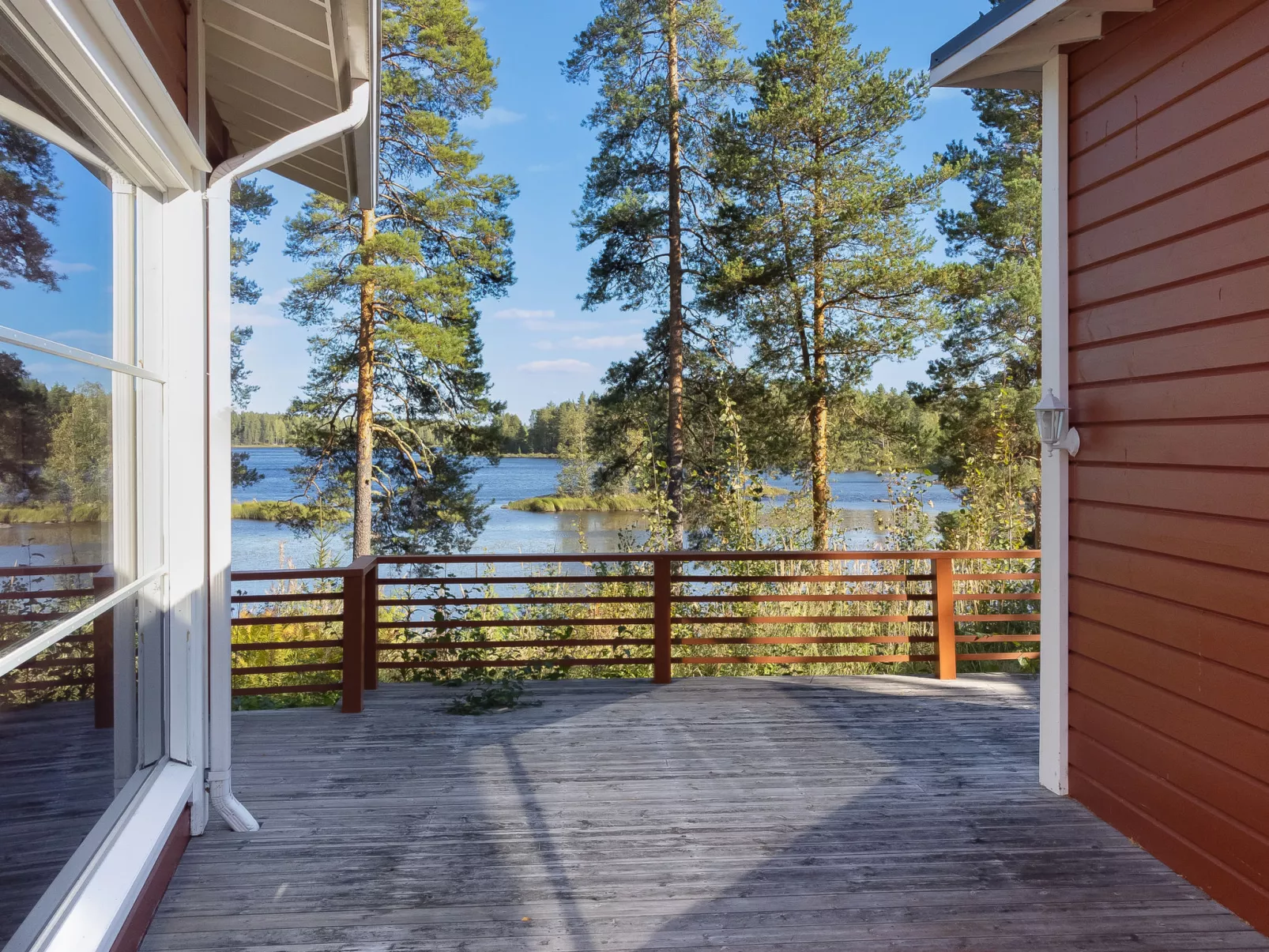 Tiirinniemi 27 a - Inside