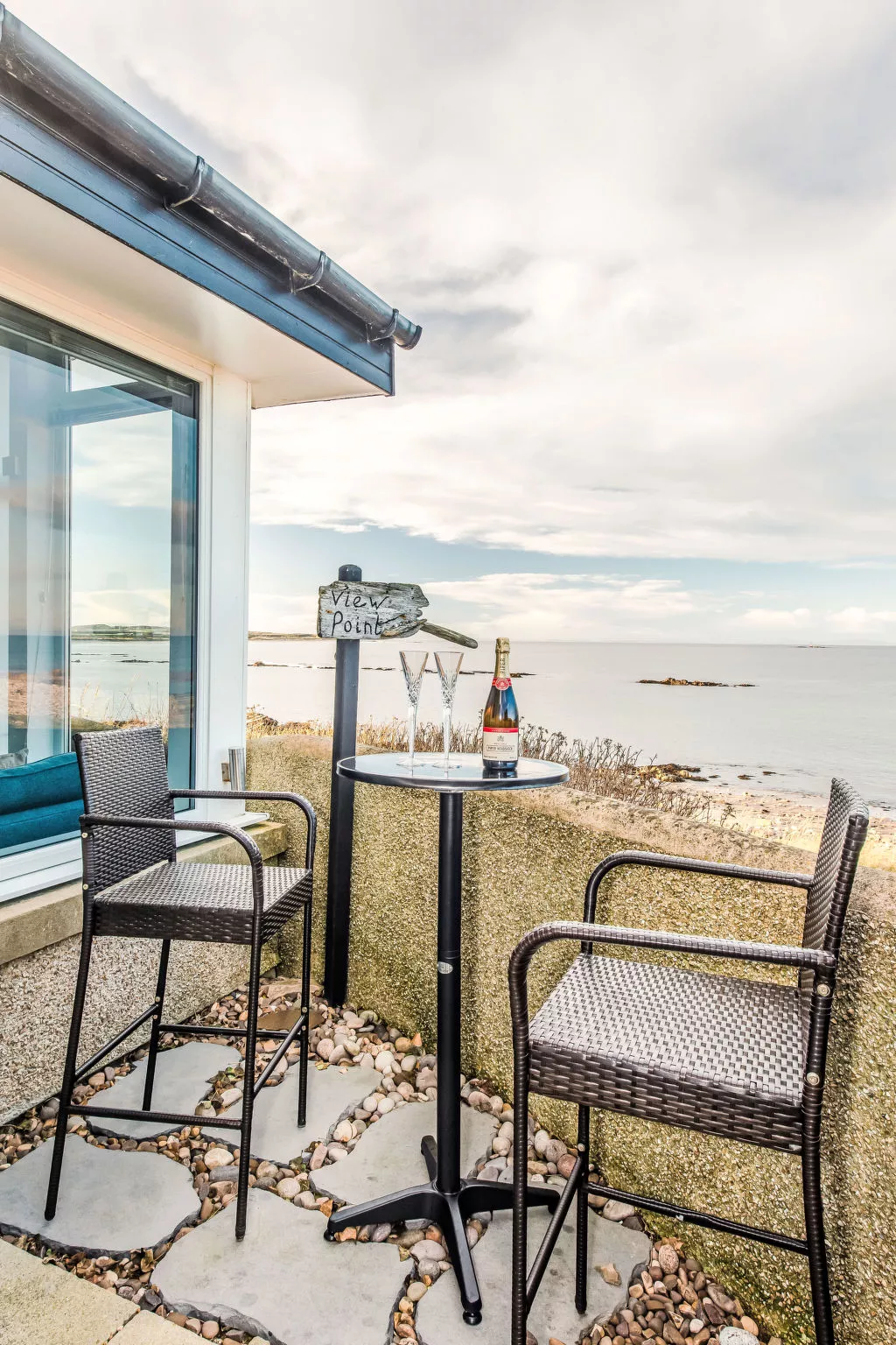 Waters Edge - Outside