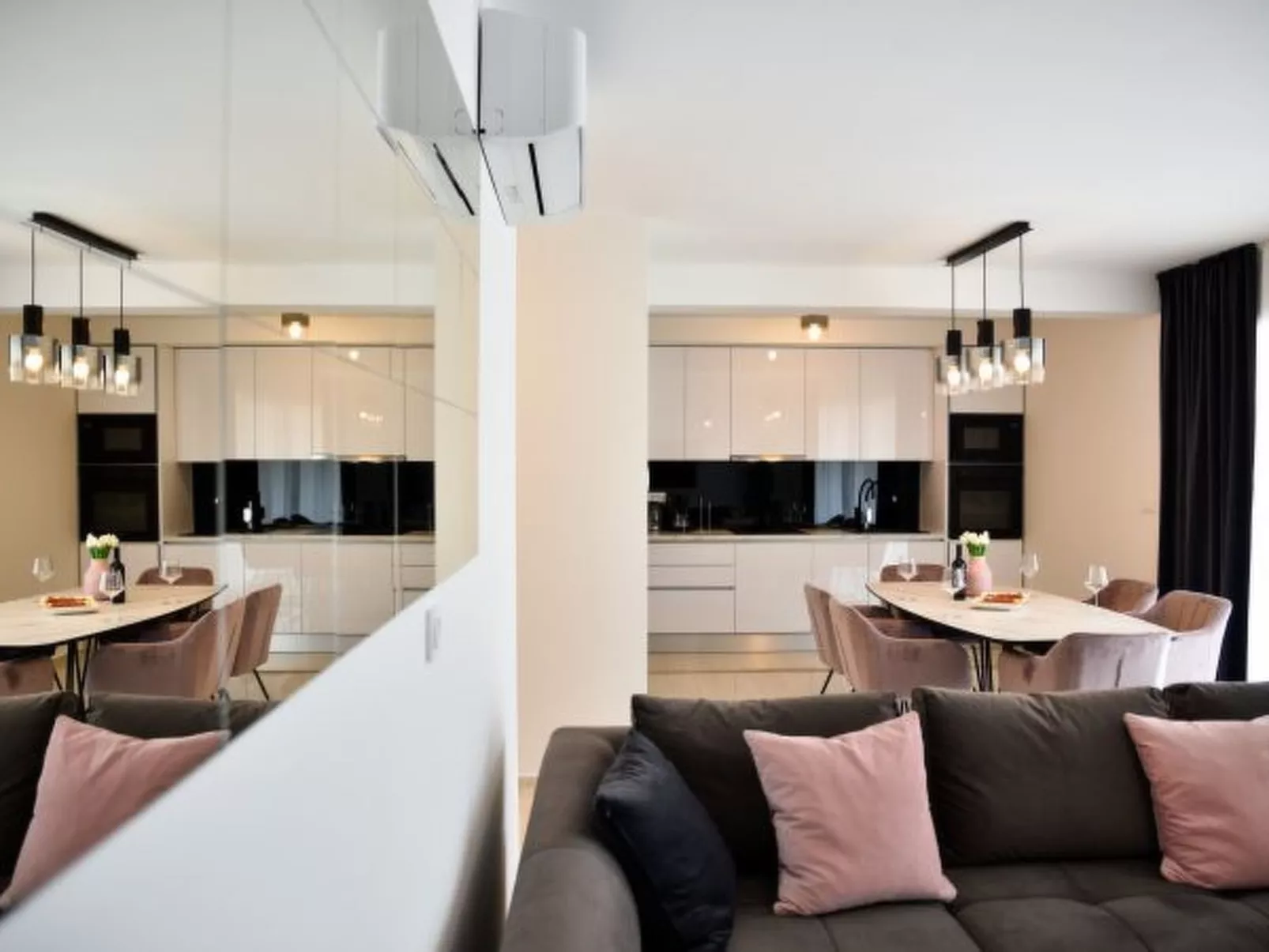 Villa La Perla Apt 2 4+2 with heated rooftop pool - Image-tags.info