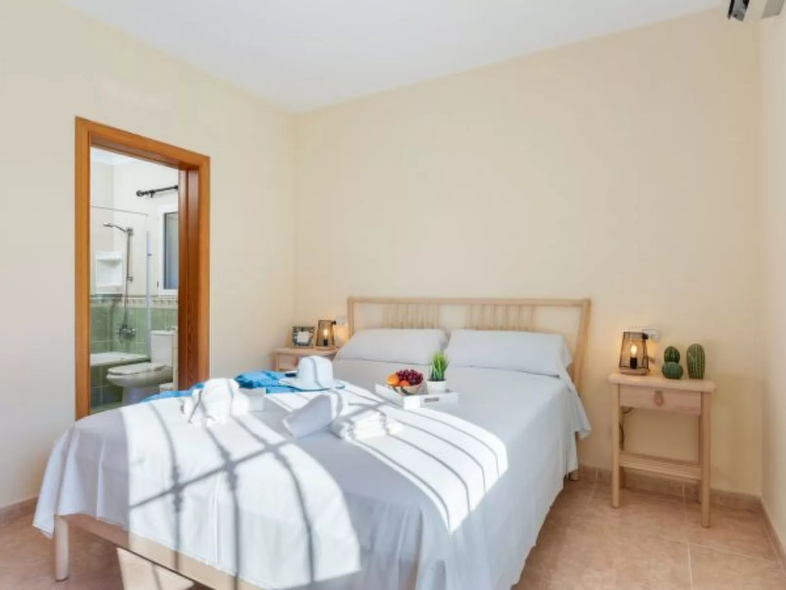 Villa Comodo - PlusHolidays - Image-tags.info