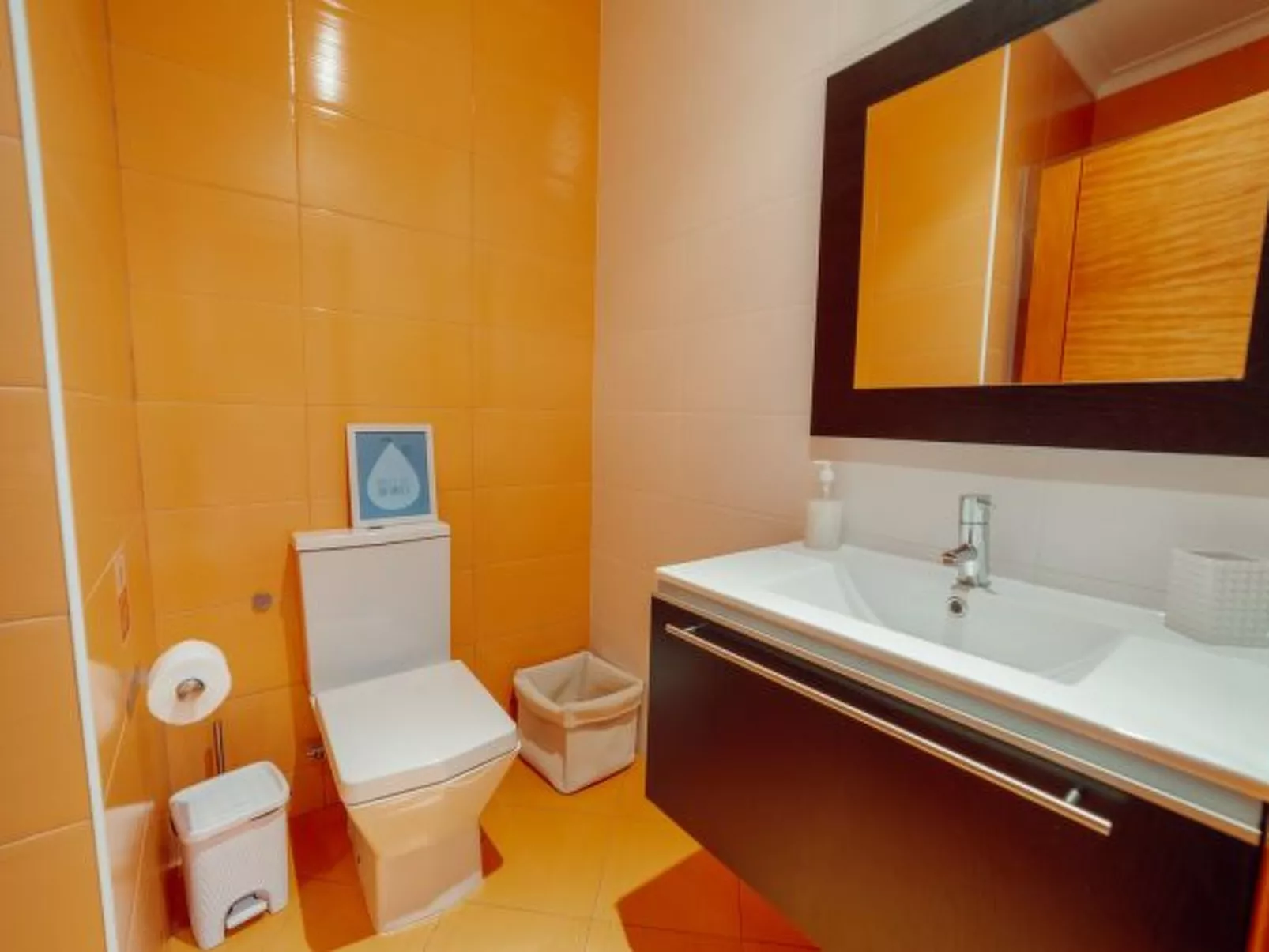 POOL & CINEMA VILLA by VACATIONY - Inside