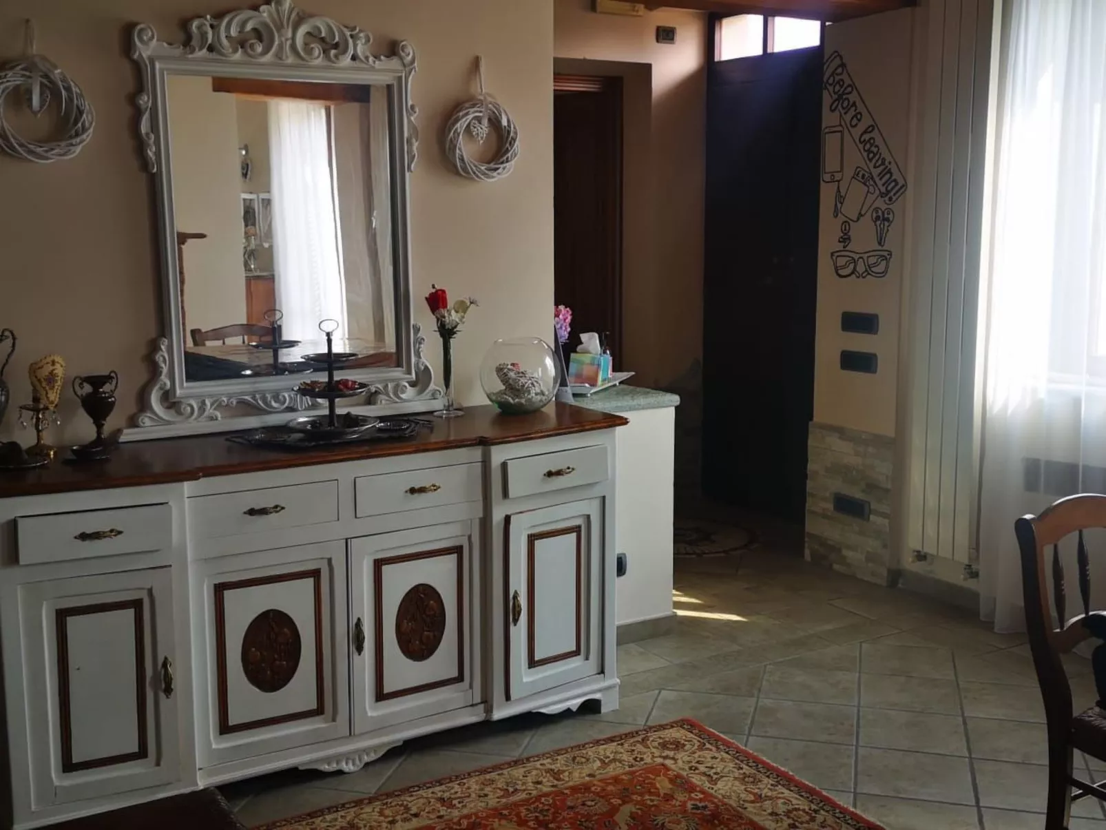 In Azzano D'asti mit Kleiner Terrasse - Image-tags.info