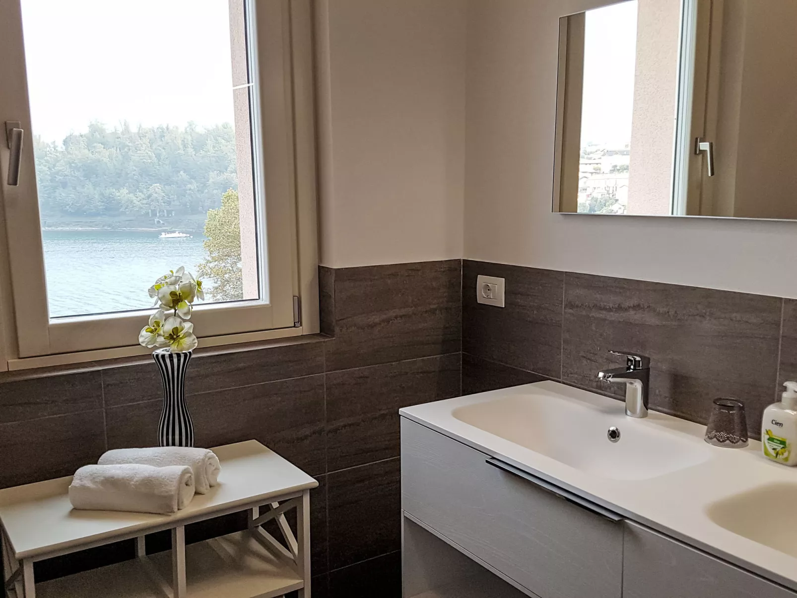 The View Lake Como - Dedans