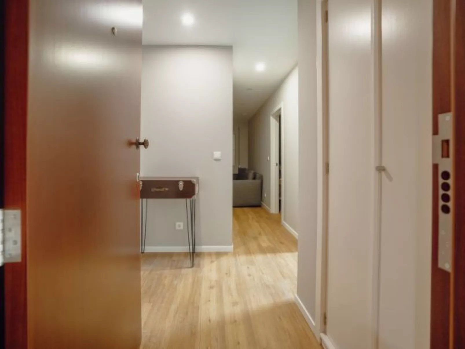 CRYSTAL PALACE GARDEN STYLISH APARTMENT - Inside