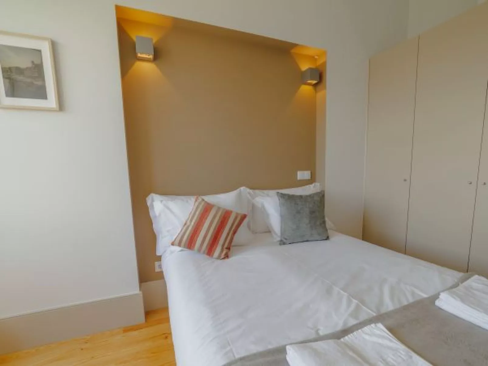 LEGACY OPORTO PREMIUM APARTMENT I by VACATIONY - Inside