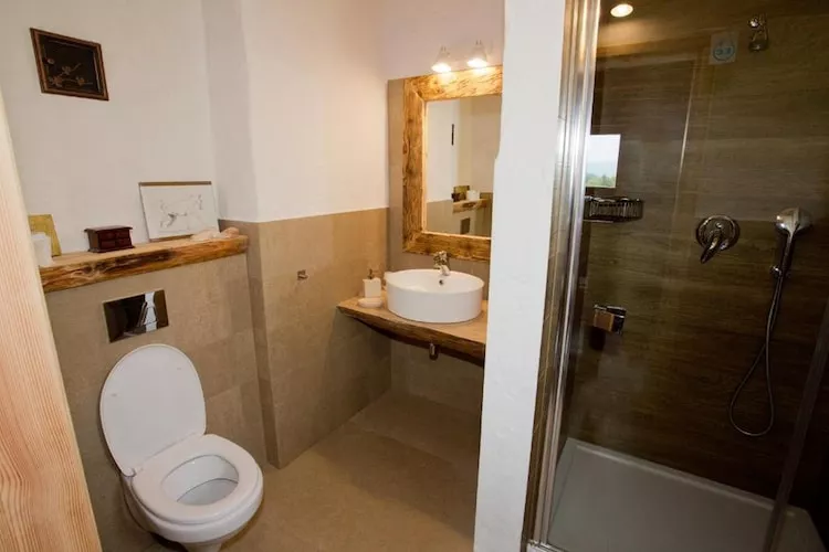 Dom wakacyjny dla 8 osób w Piwnicznej Zdroju - Badezimmer