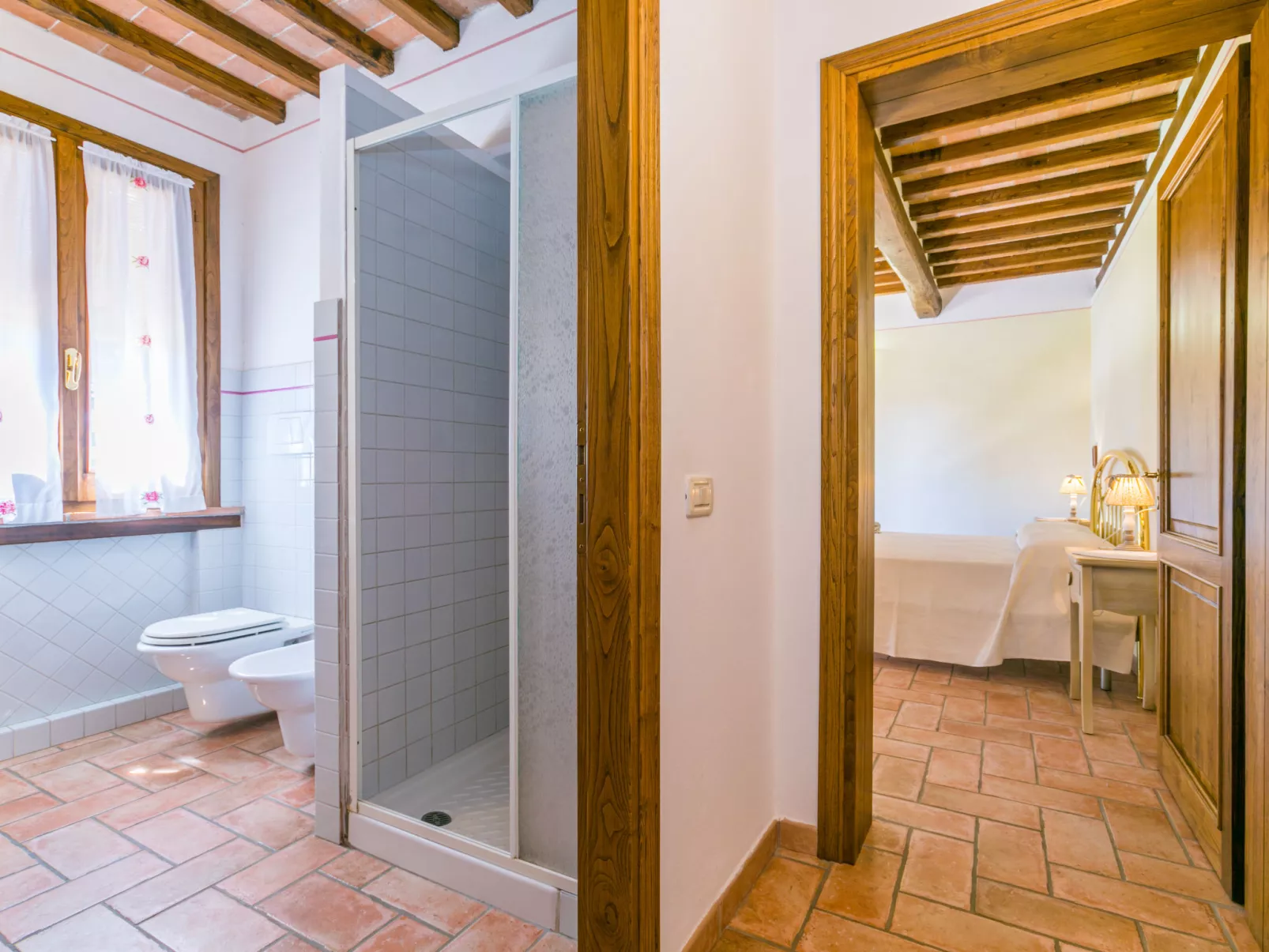 Rossogiallo - Dedans