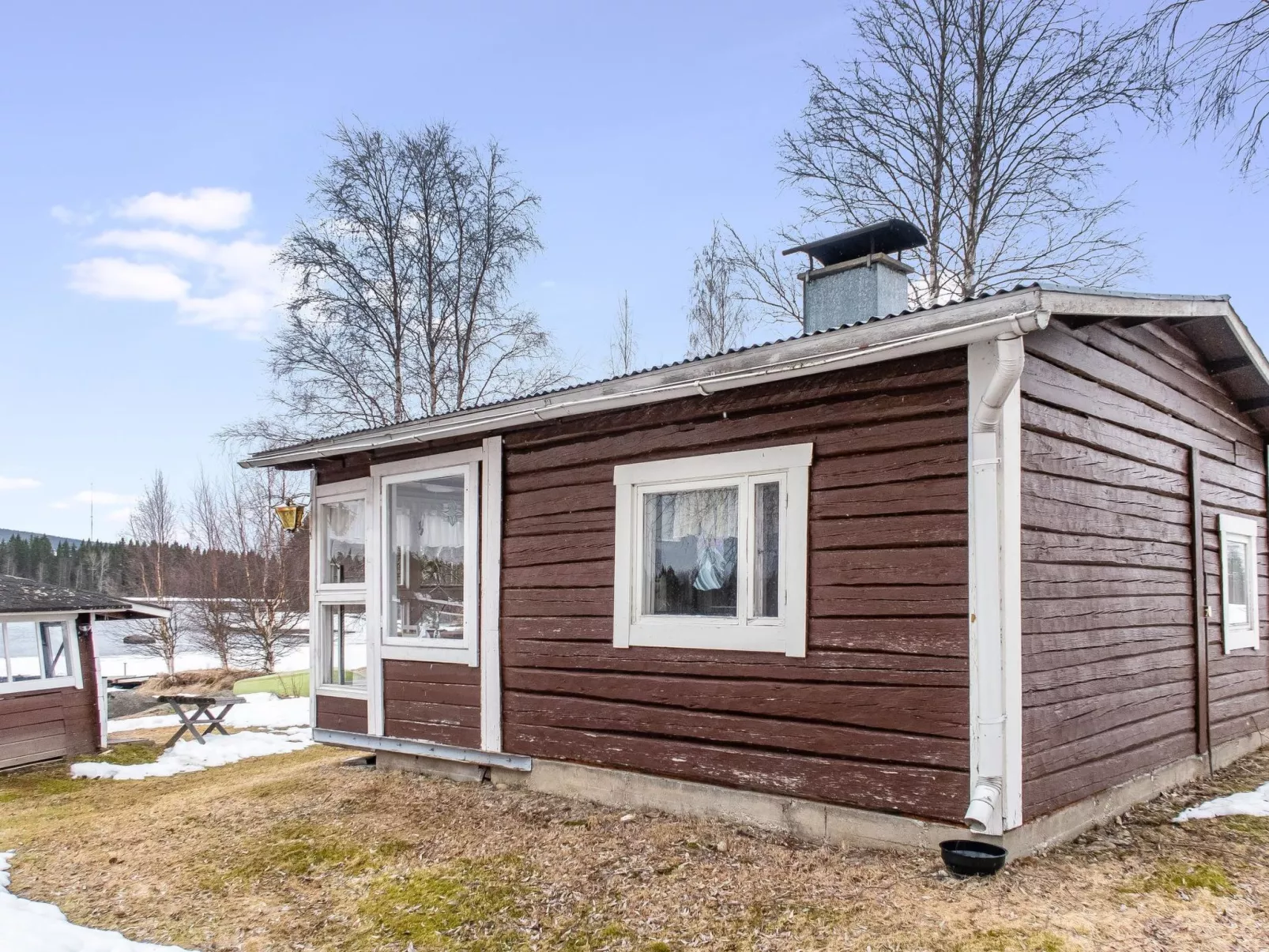 Jokiniitty 2 - Dedans