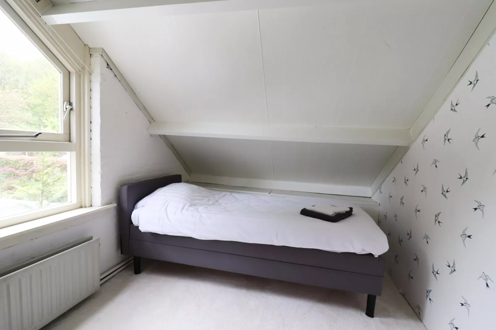 Boshuisje De Koolmees-Bedroom